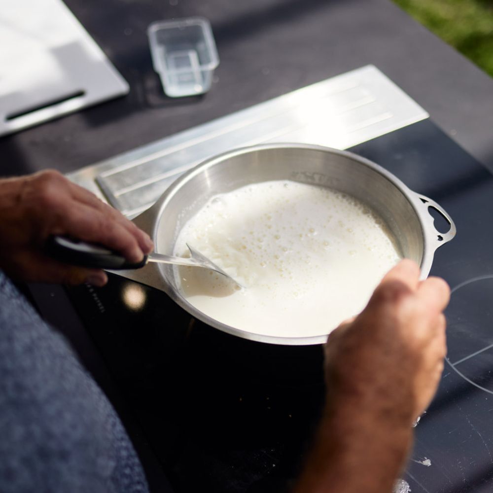 Solidteknics nöni™ 22cm Sauteuse & 2.5L Saucepan Set