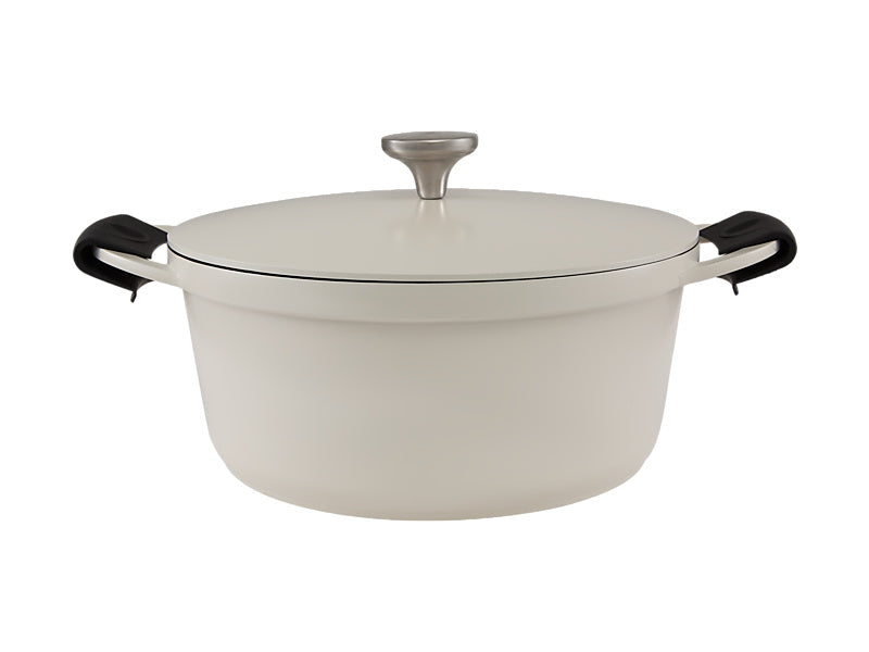 Maxwell & Williams Cast Lite Non-Stick Casserole 6.3L Cherry 28cm