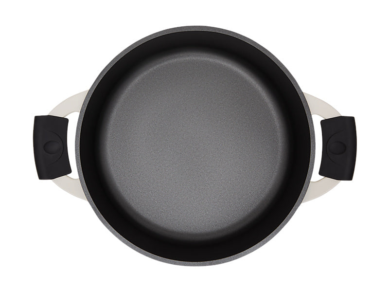 Maxwell & Williams Cast Lite Non-Stick Shallow Casserole 4L Black 28cm