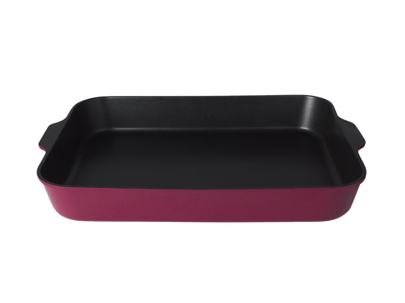 Maxwell & Williams Cast Lite Non-Stick Roaster Ecru 38 x 28.4 x 5.5cm