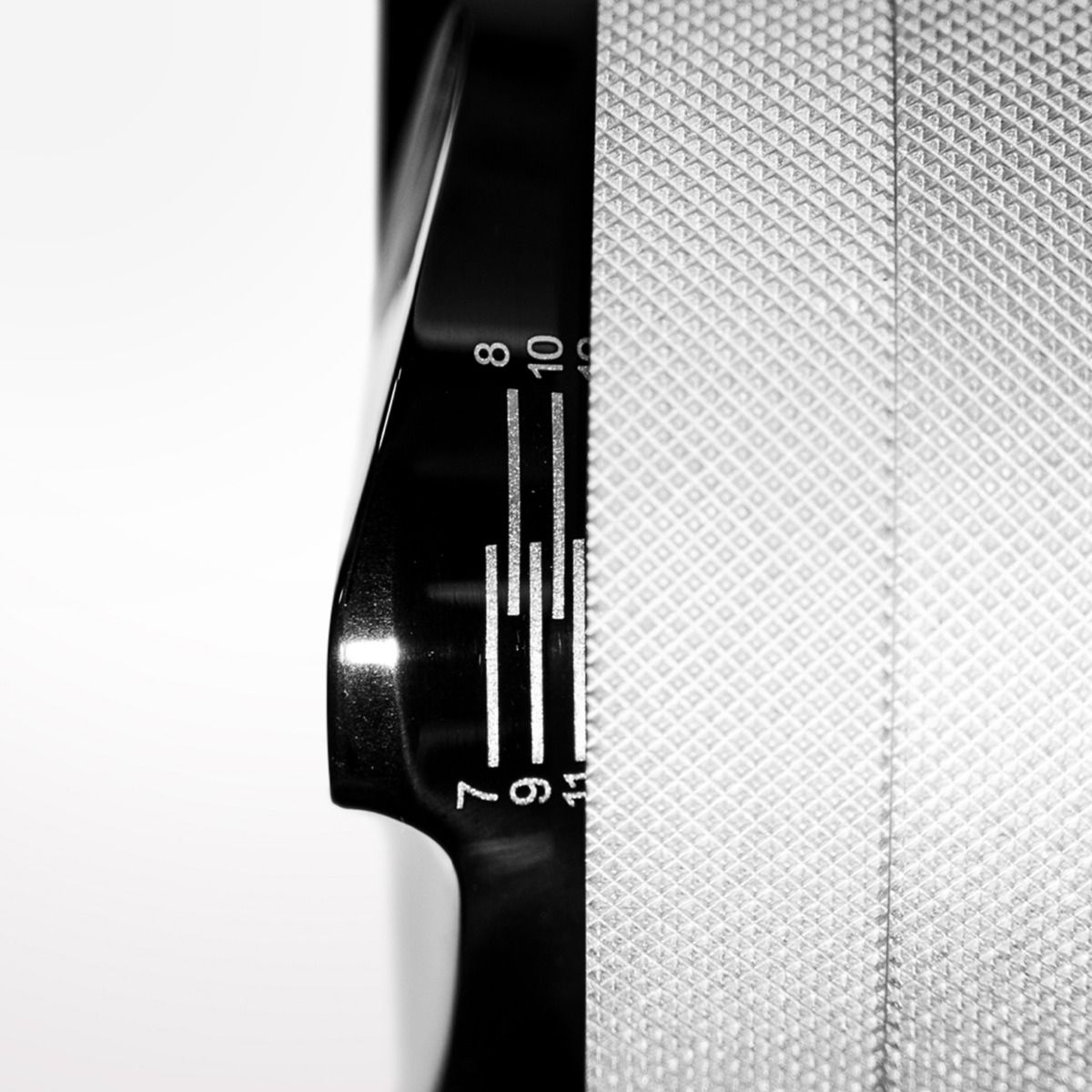 Nucleus Coffee Distributor - Titanium