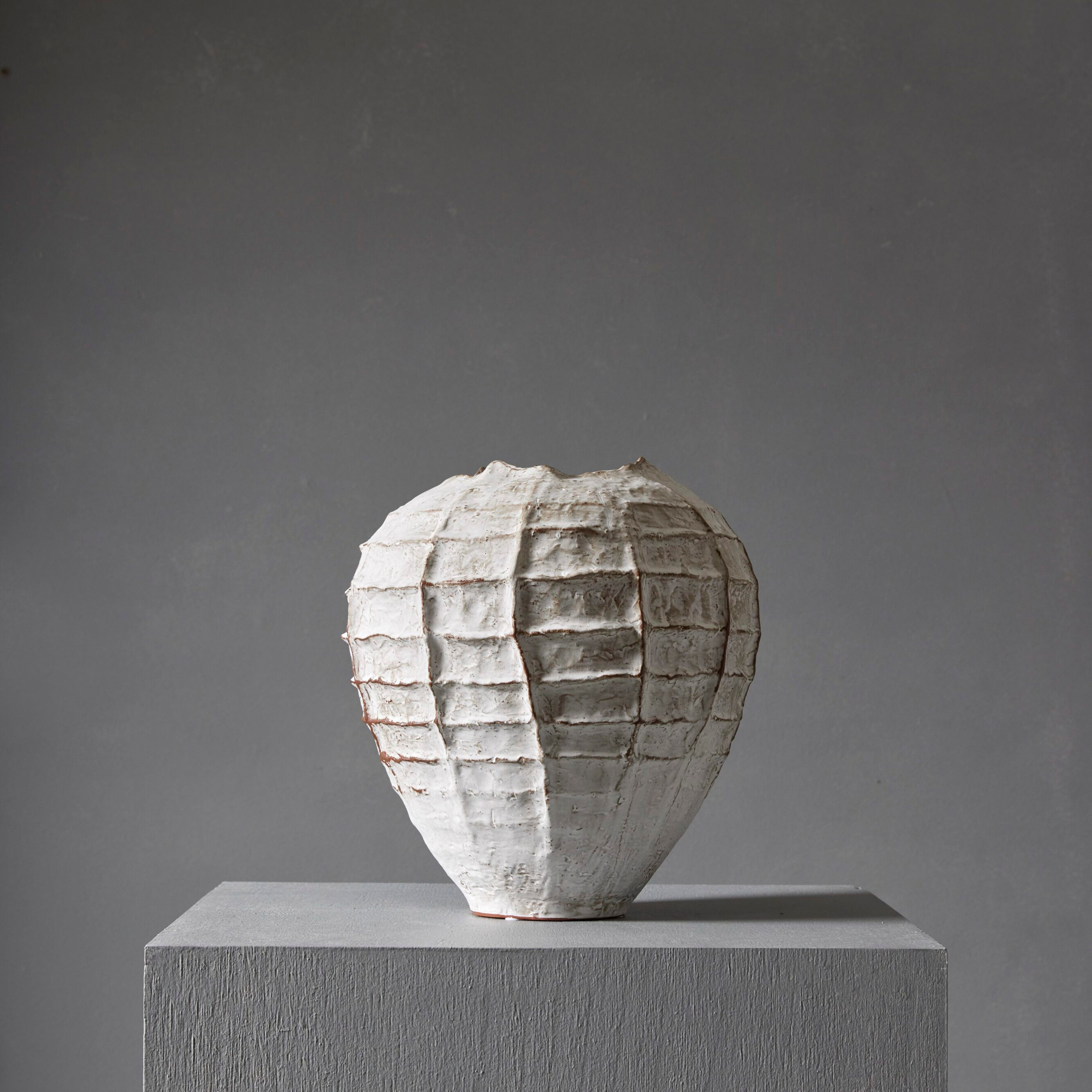 Grand Designs Marlo Vase Off White