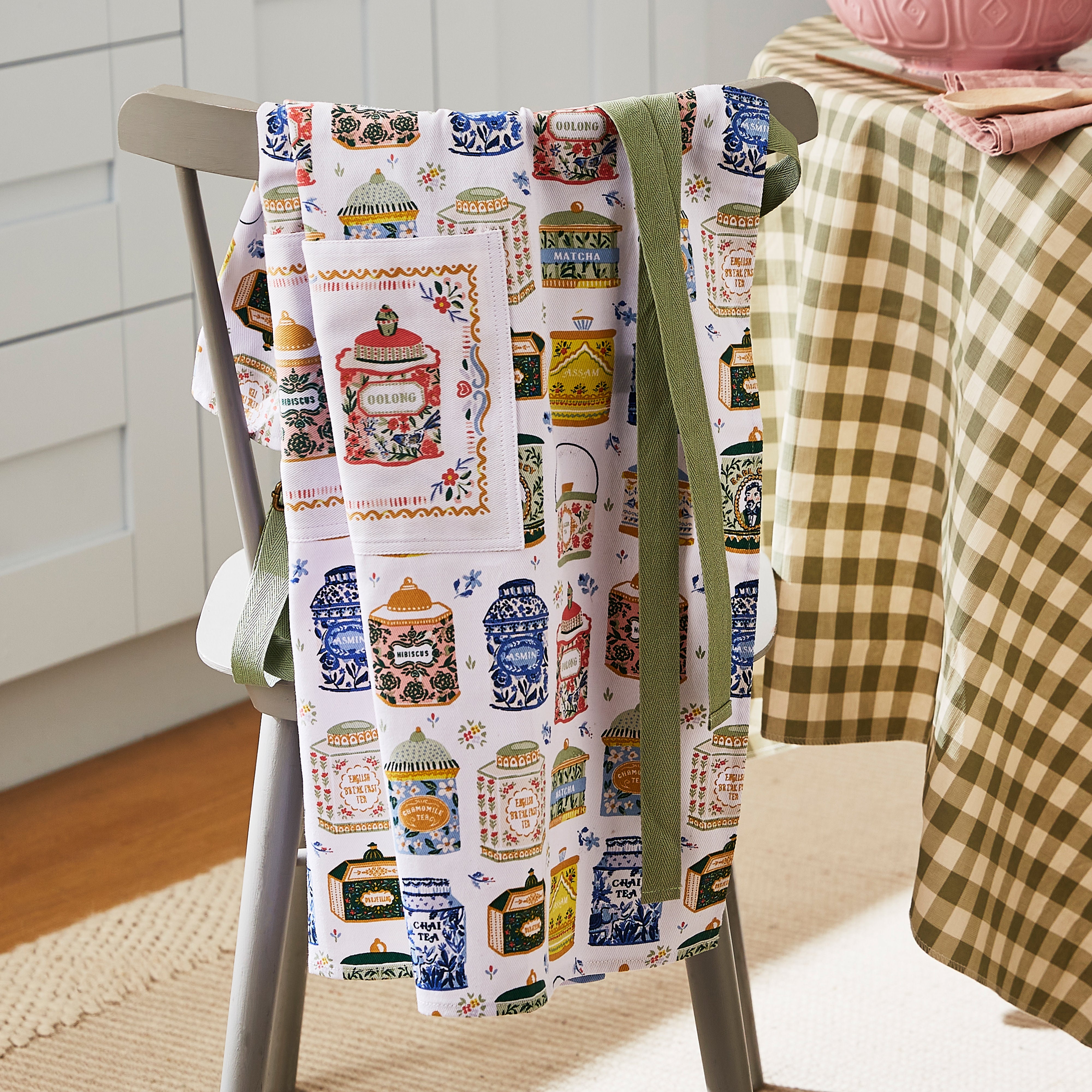 Ulster Weavers Tea Tins Cotton Apron Multi-Coloured