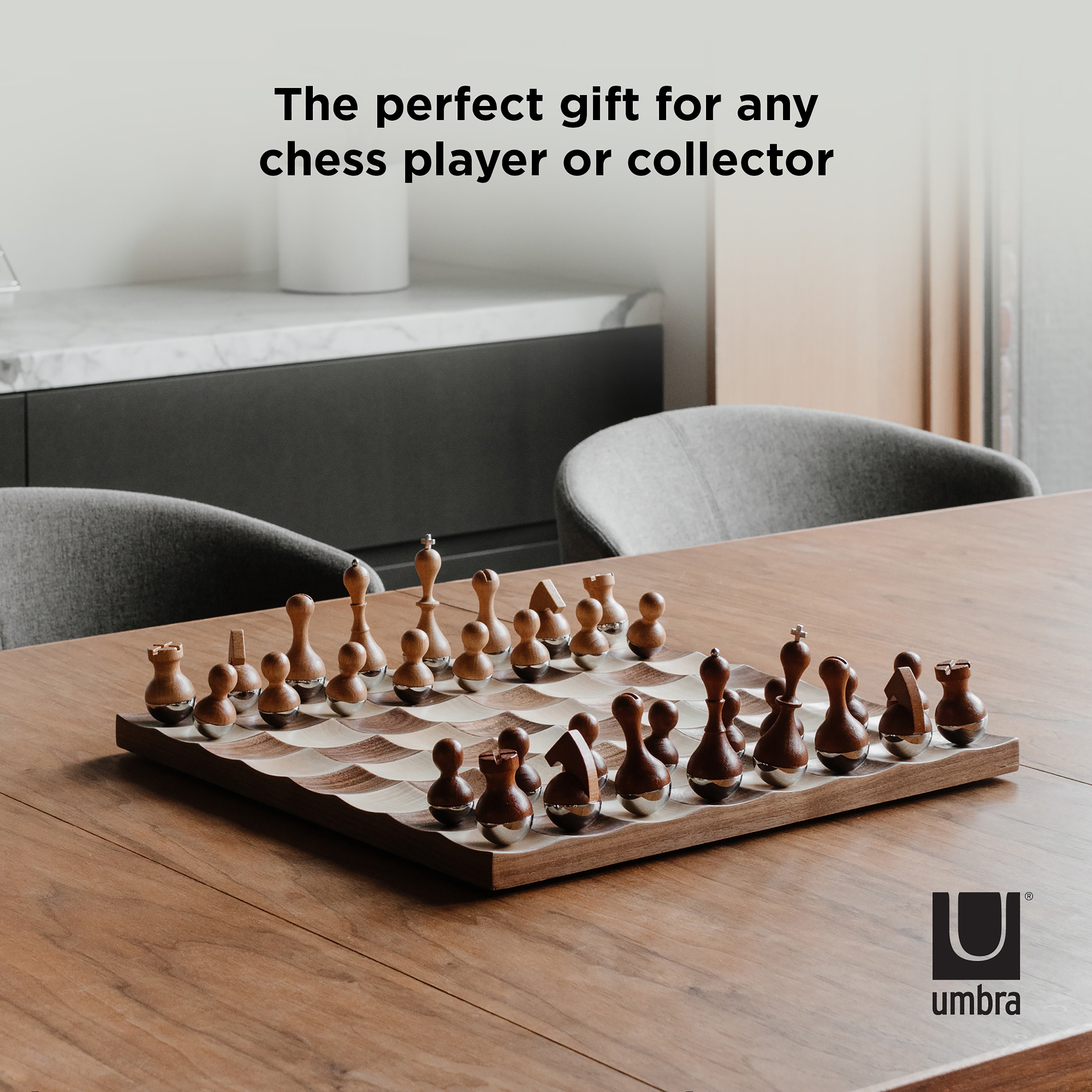 Umbra Wobble Chess Set Maple & Walnut