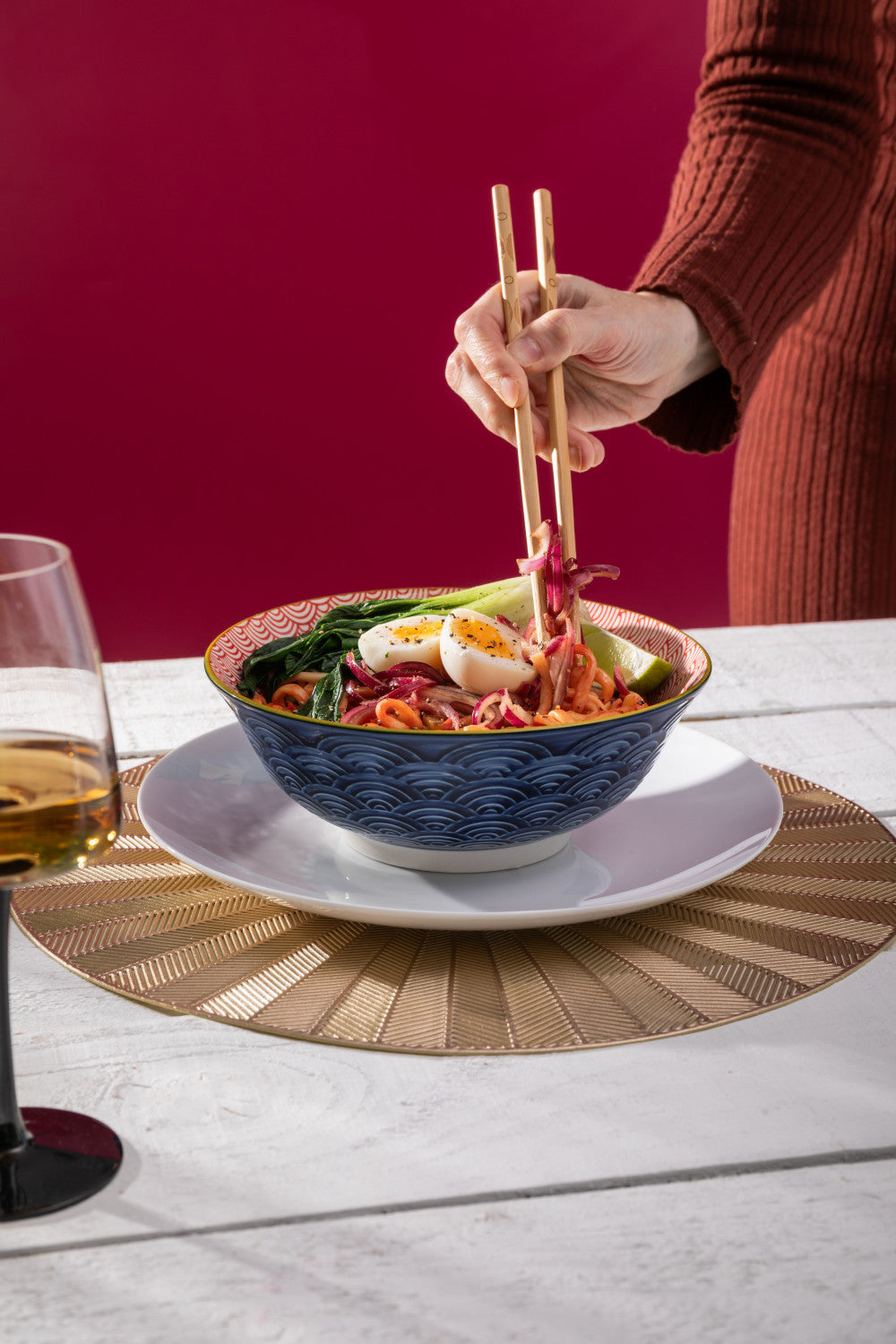 Mikasa Stoneware Ramen Bowl 21cm (Red & Blue Arc)