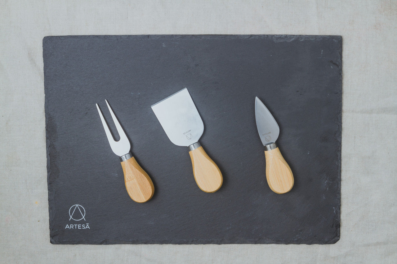 Artesà Slate Cheese Platter & Knife Set