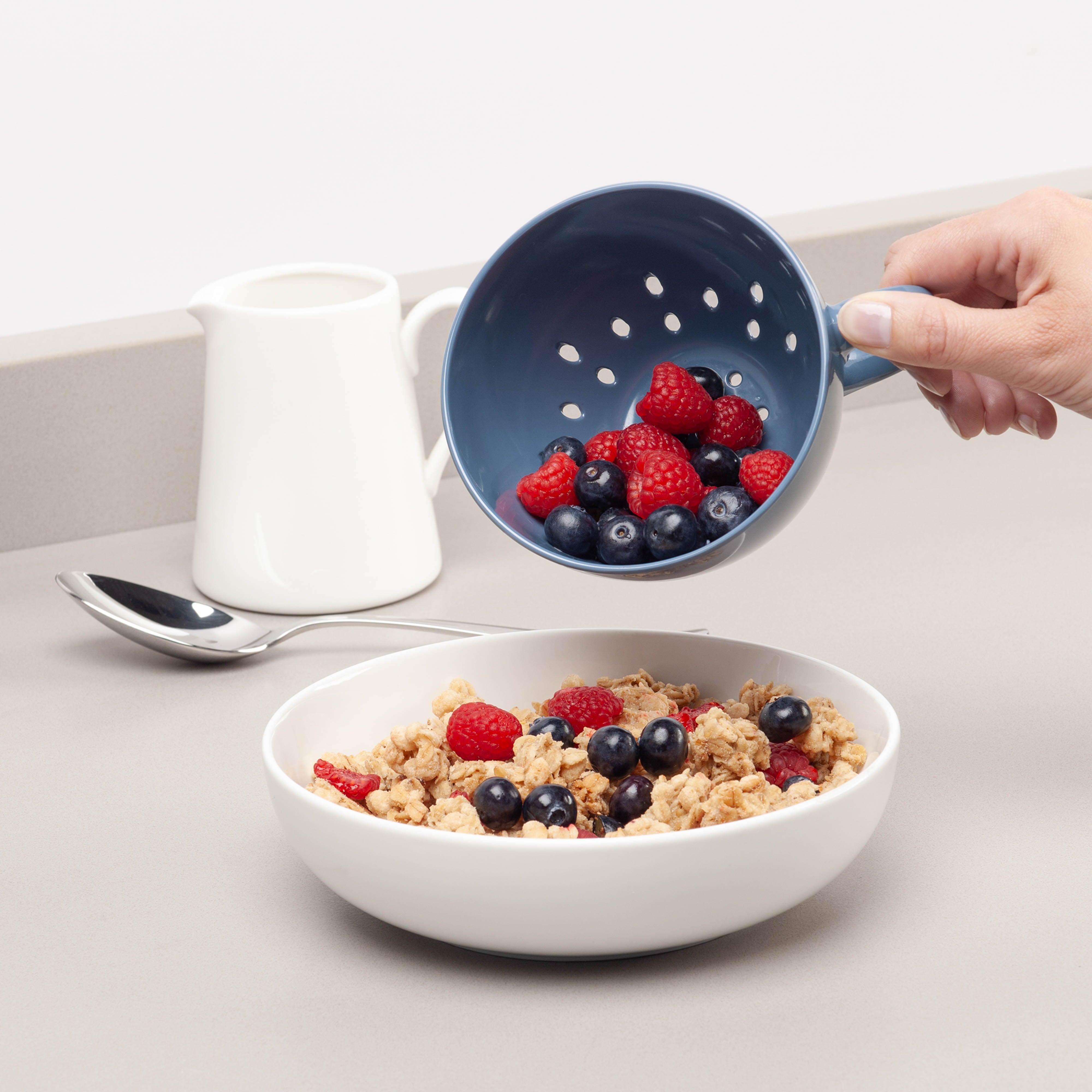 Zeal Keep It Handy Berry Colander Dark Blue