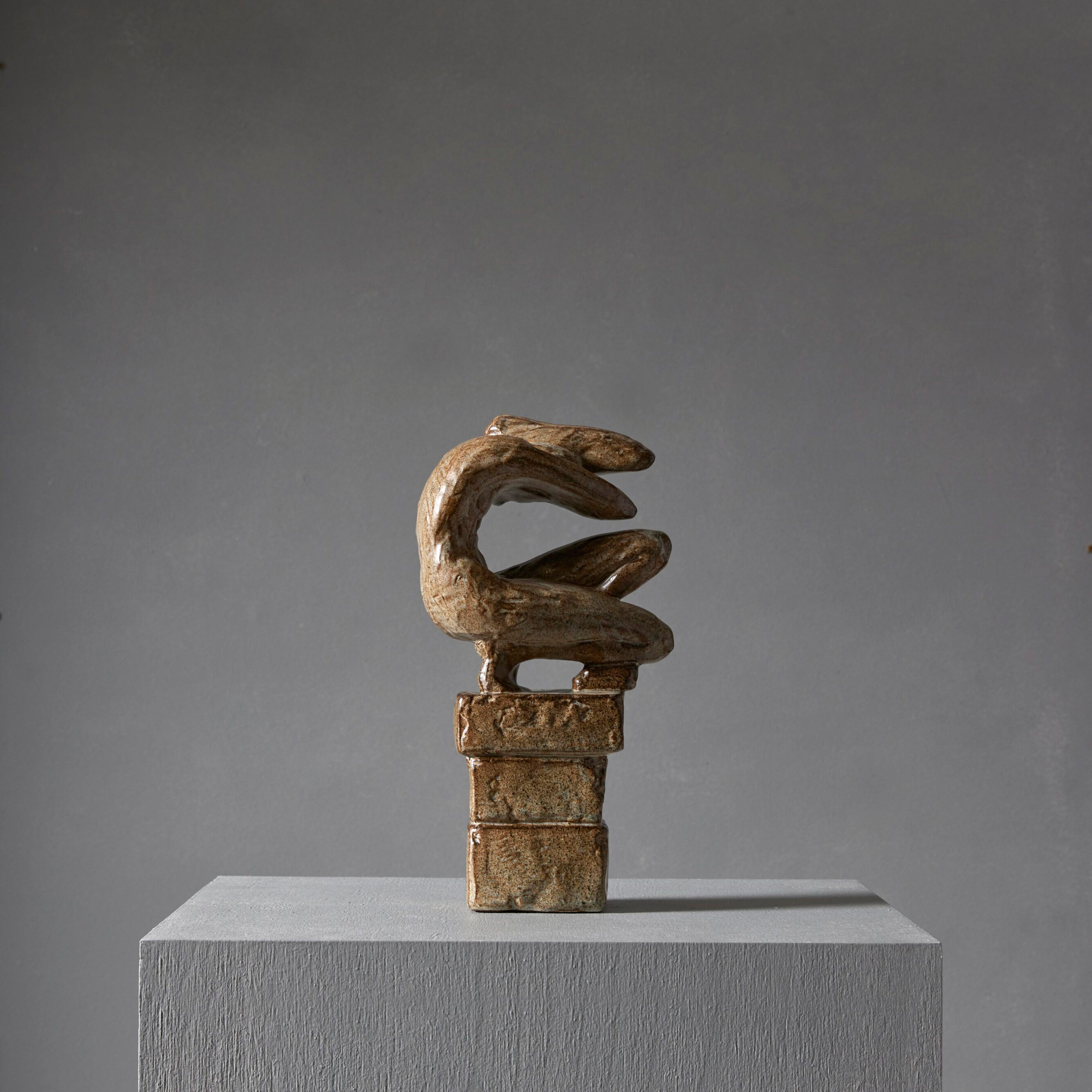 Grand Designs Arden Sculpture Reactive Brown