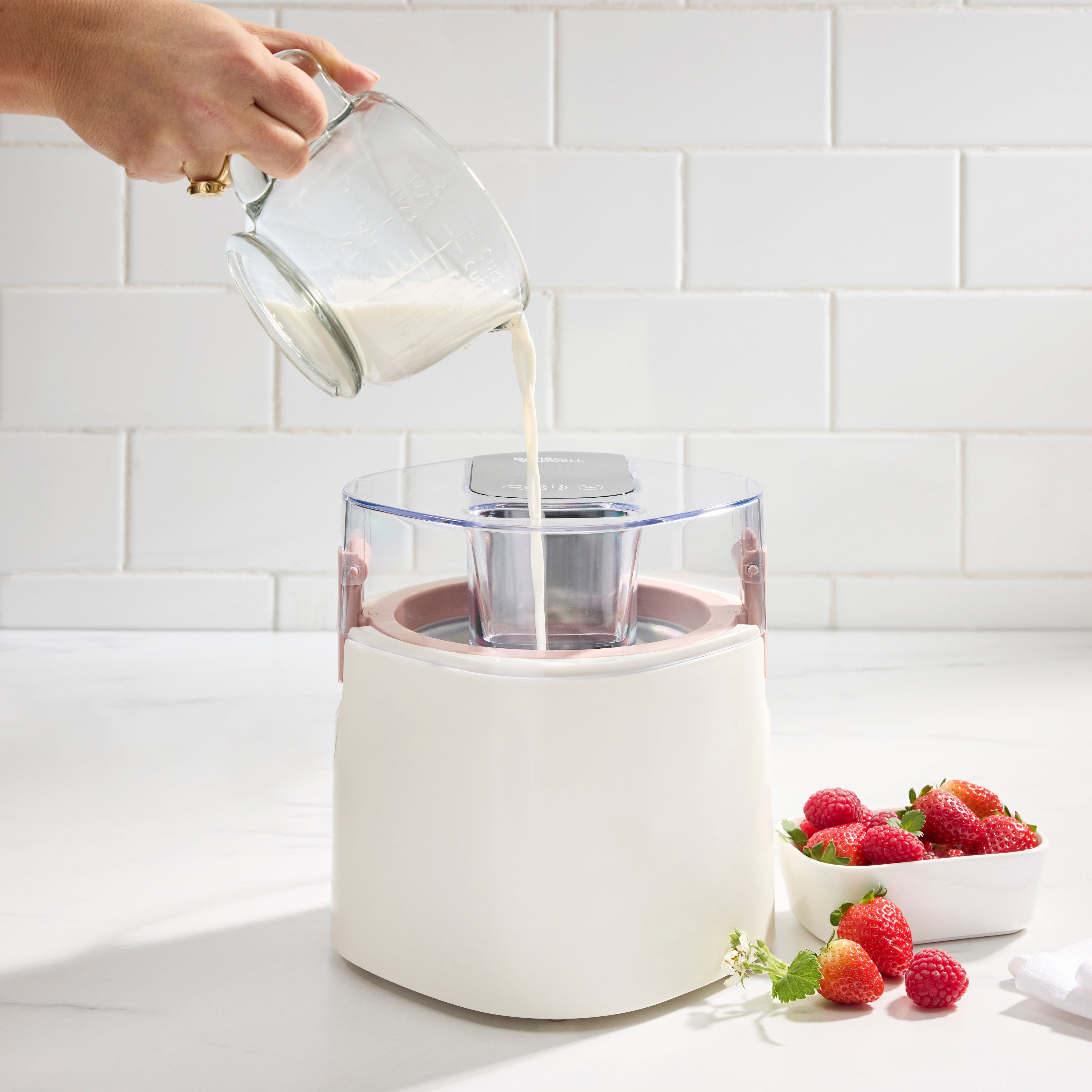 Davis & Waddell 1.4L Digital Ice Cream Maker Cream