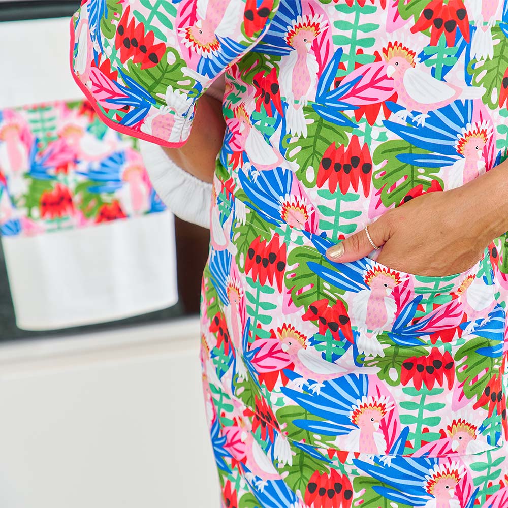 Annabel Trends Cotton Apron Pink Cockatoo