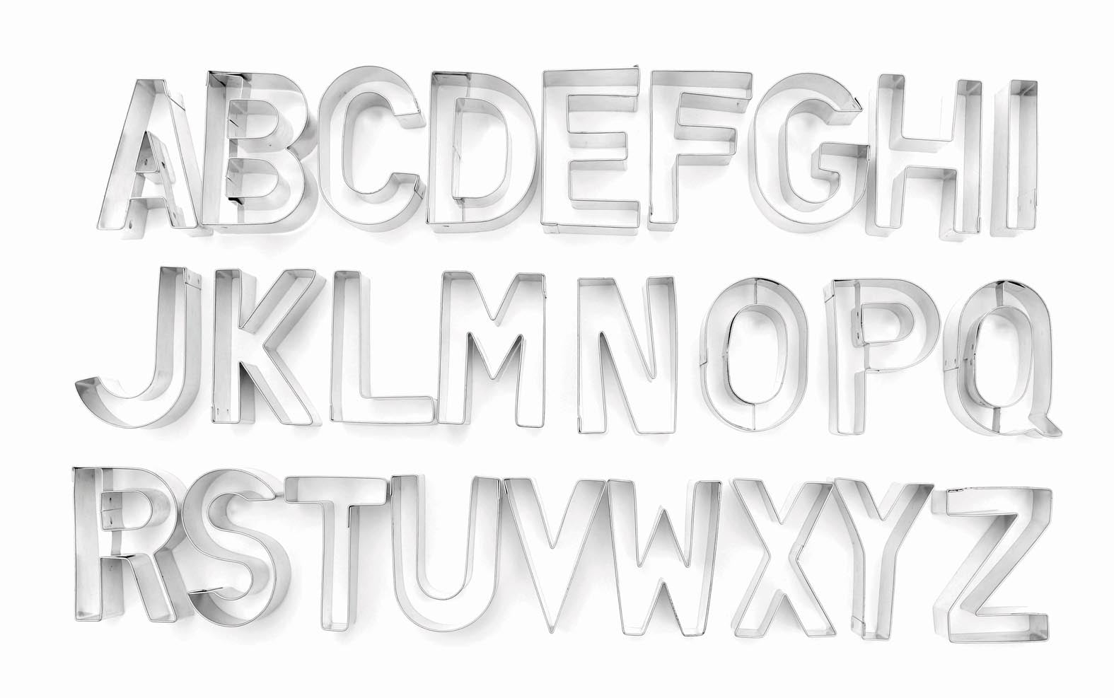 LOYAL Alphabet Cutter Set A–Z 65mm Medium