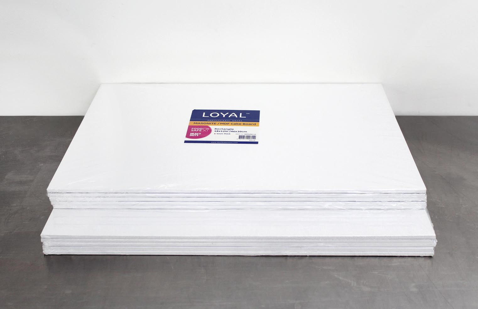 LOYAL Masonite Cake Board Rectangle White 18 x 14 Inch / 46 x 35cm