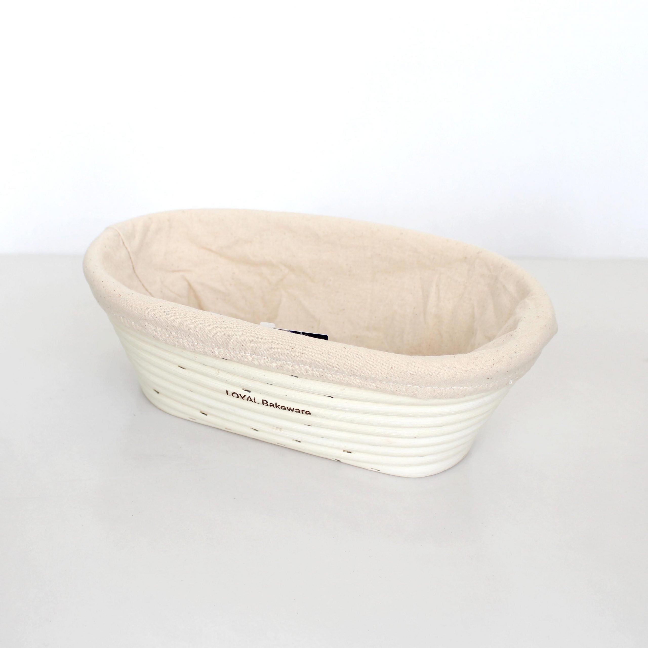 LOYAL Rattan Sourdough Banneton Proofing Basket with Liner - Oval (25 x 16cm)