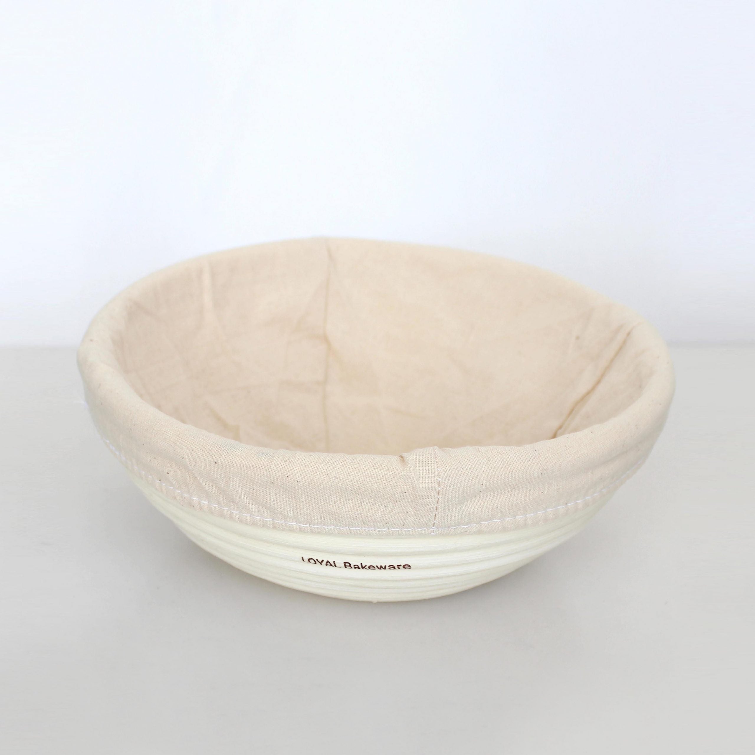 LOYAL Rattan Sourdough Banneton Proofing Basket with Liner - Round (25cm)