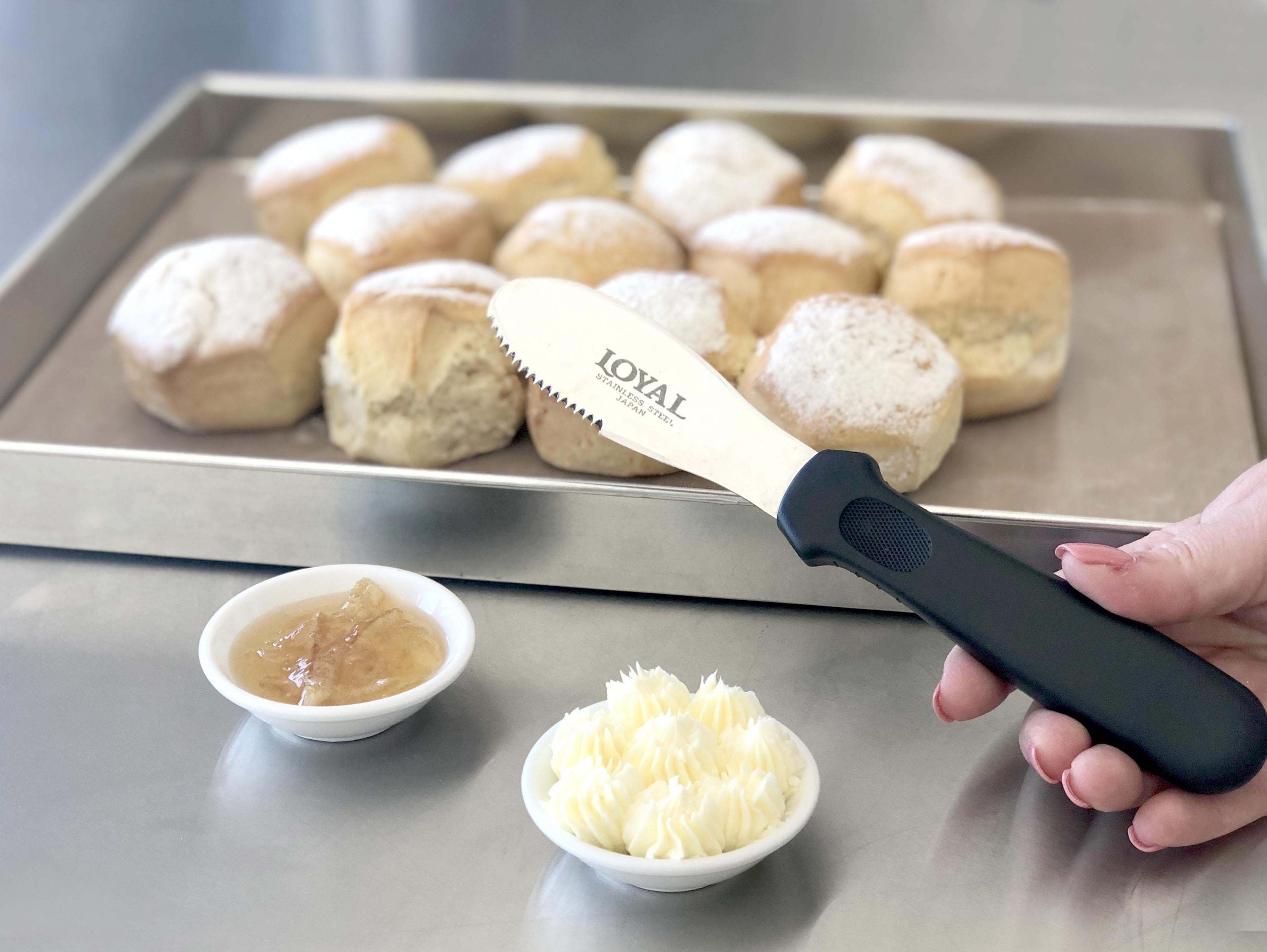 LOYAL Butter Knife Spatula