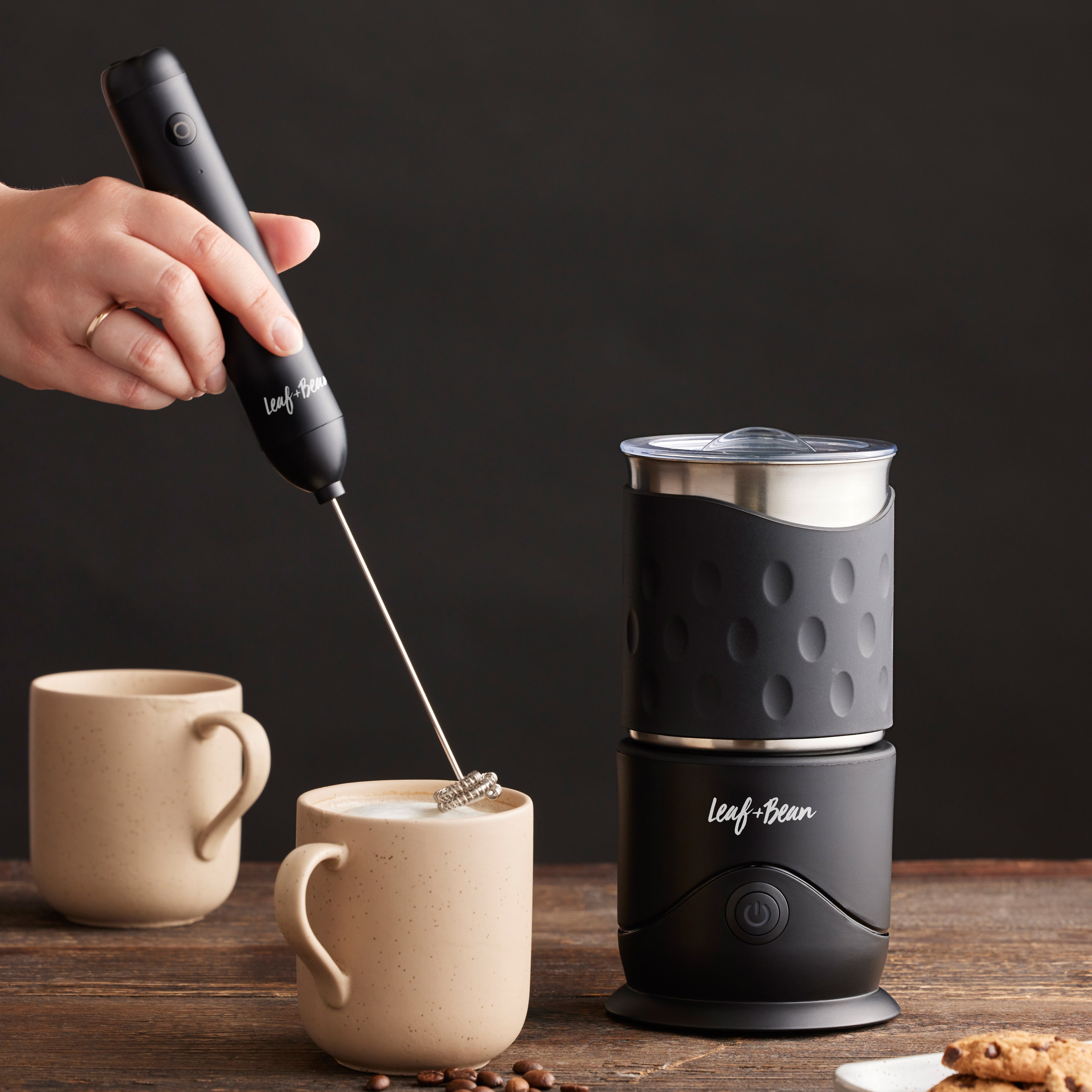 Leaf & Bean 2 In 1 Handheld Rechargeable Milk Frother Black