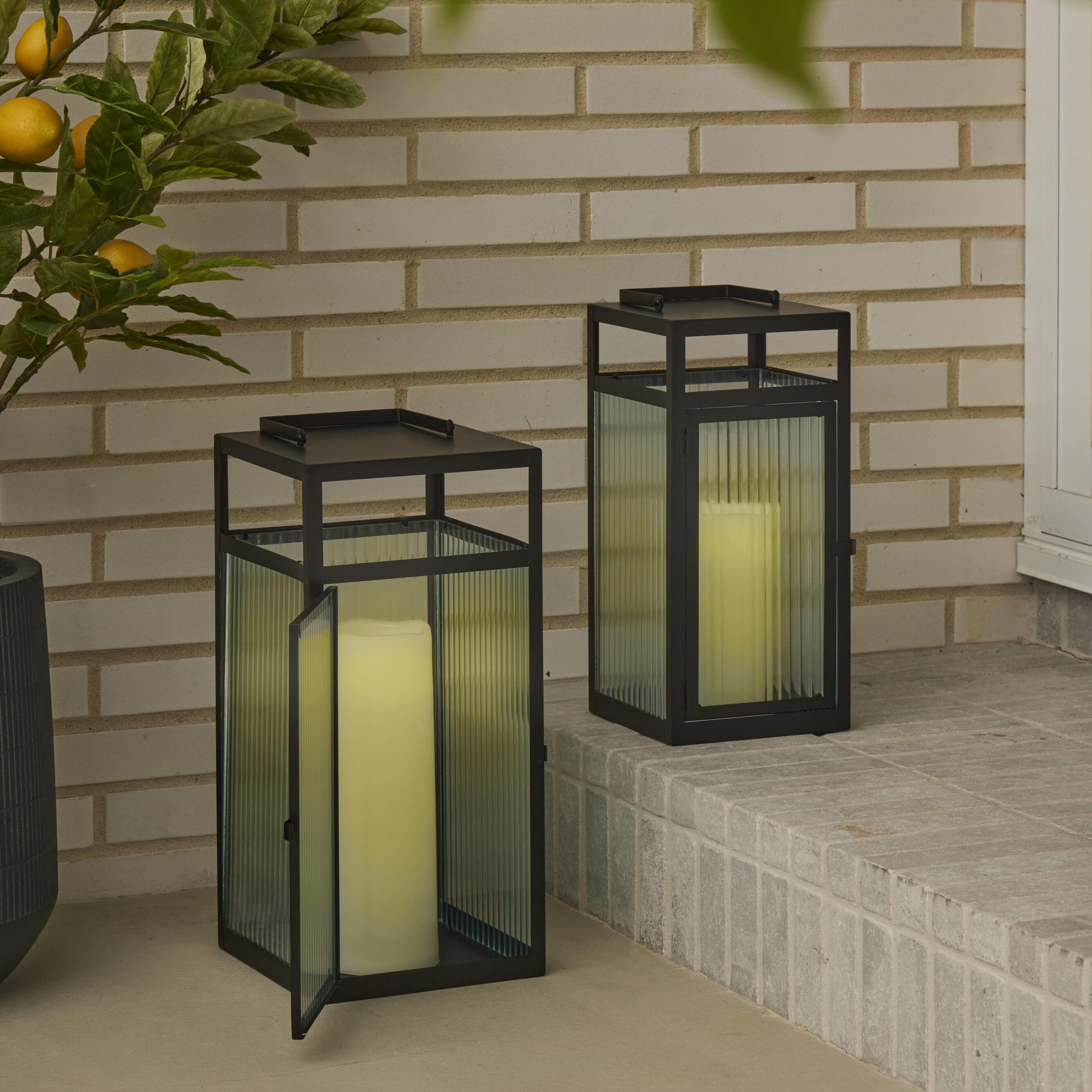 Rogue Elaris Solar Candle 10x10x20cm White