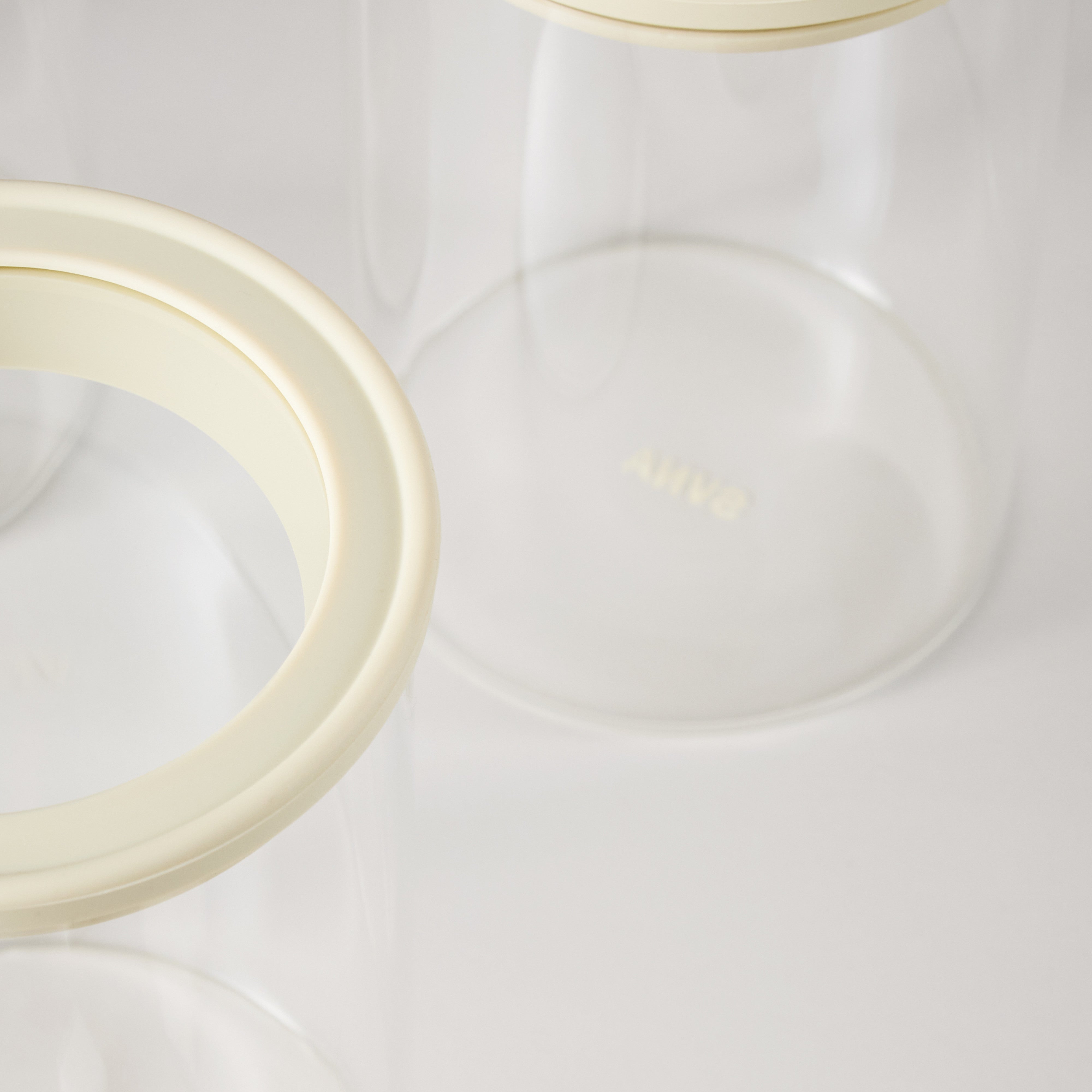 SVNA Glass Canister 4 Piece Set Cream