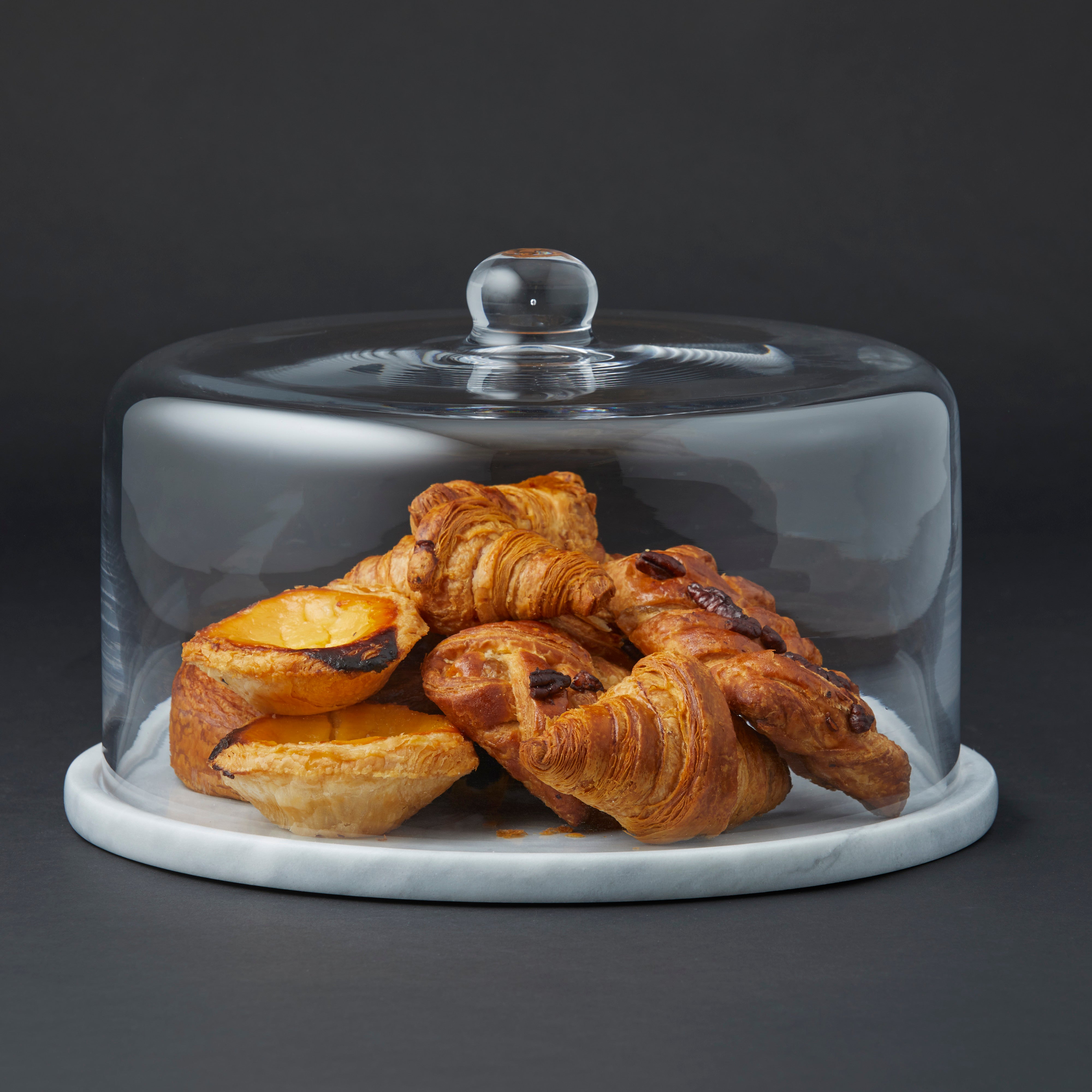 Davis & Waddell Nuvolo Marble Round Display Dome