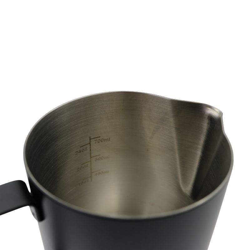 Rhino Pro Stealth Pitcher 950ml (32oz) - Black