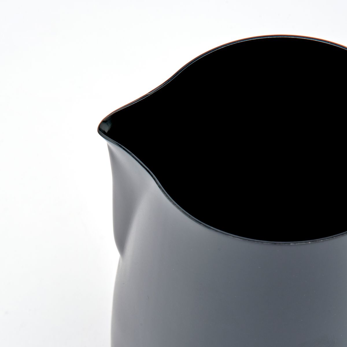 Rhino Stealth Milk Pitcher 600ml (20oz) - Black