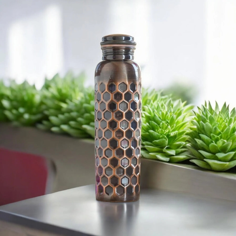 Zurit Antique Honeycomb Premium Copper Bottle - 950ml