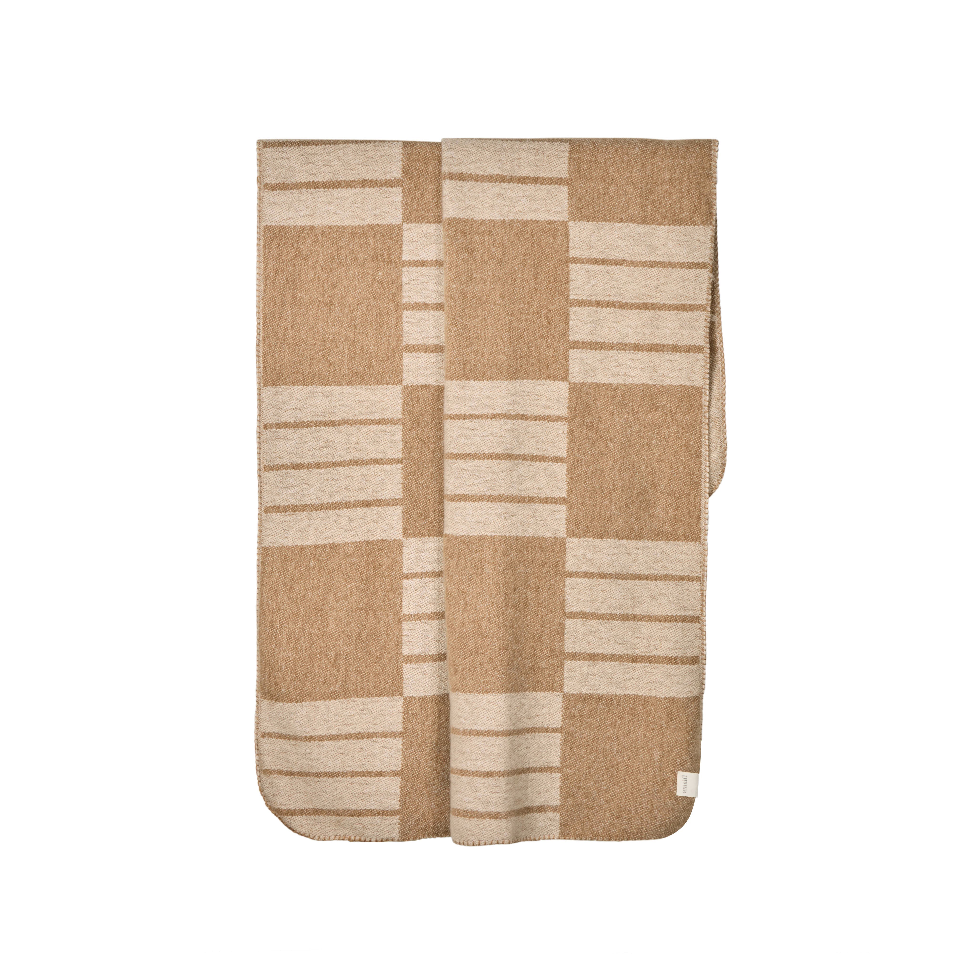 Amalfi Zia Throw Camel