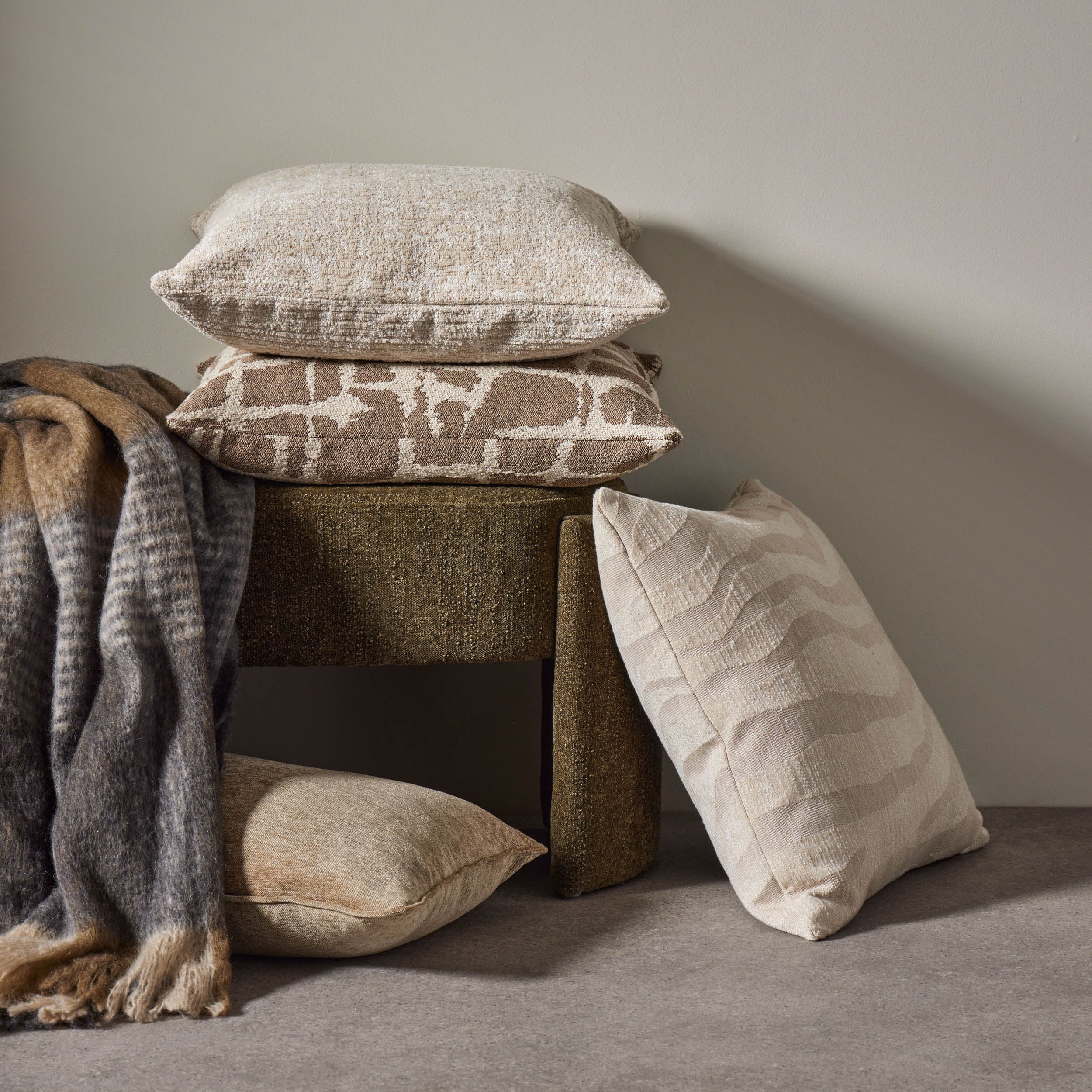 Grand Designs Kiva Cushion Ivory & Natural