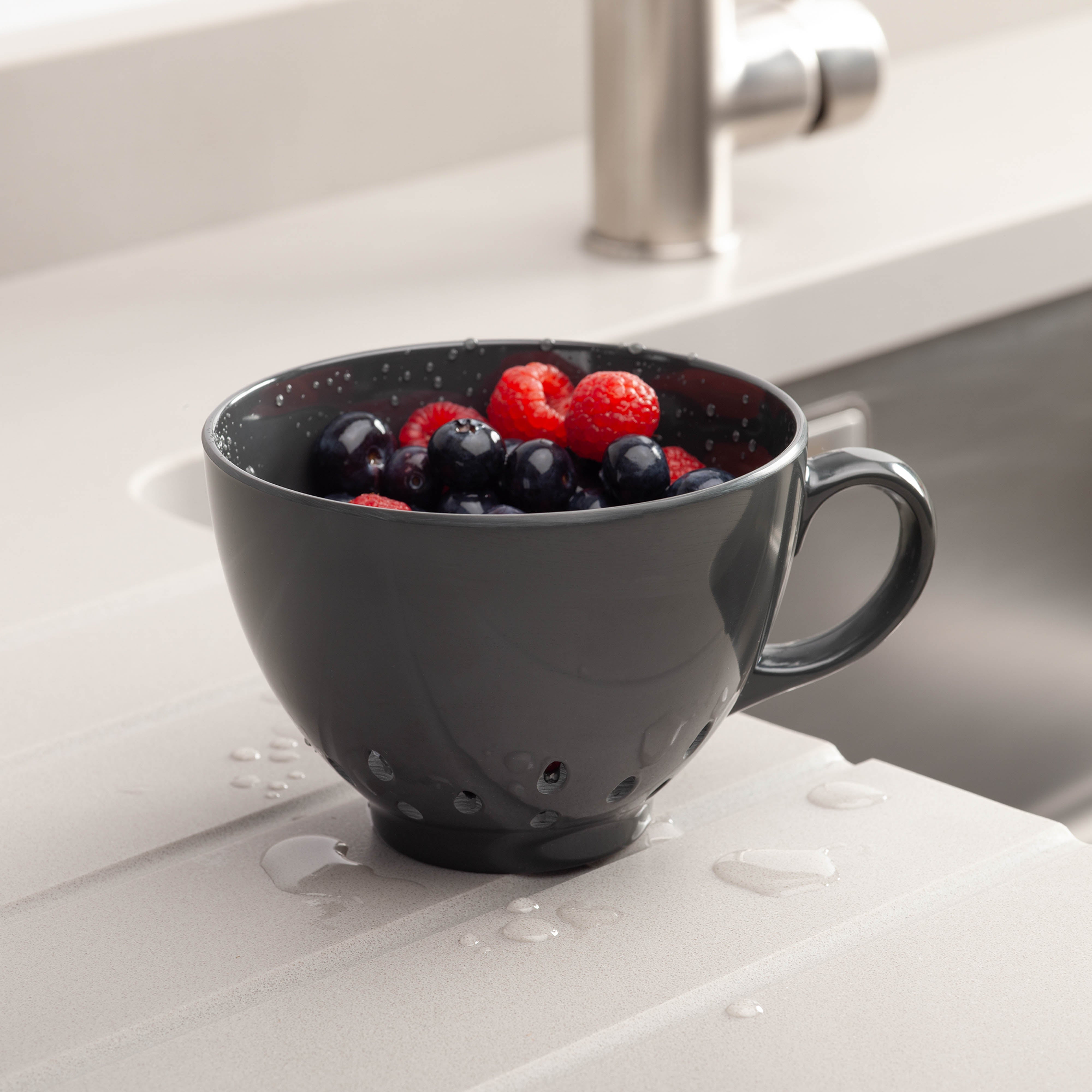 Zeal Keep It Handy Berry Colander Dark Grey