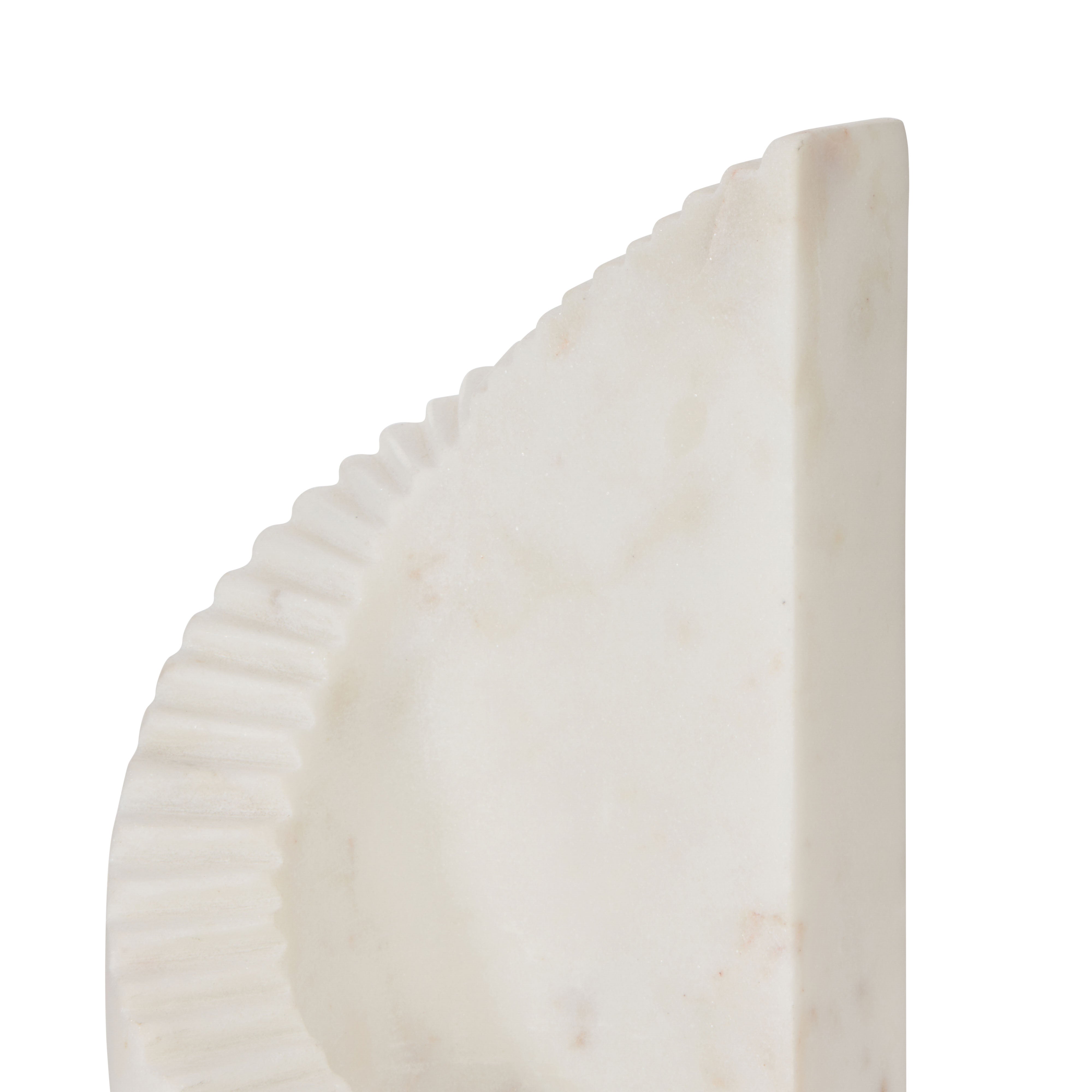 Amalfi Sachi Step Sculpture White