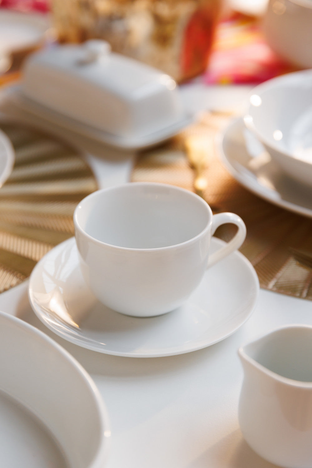 Mikasa Chalk Porcelain Tea Cup & Saucer Set 2 Piece 220ml (White)