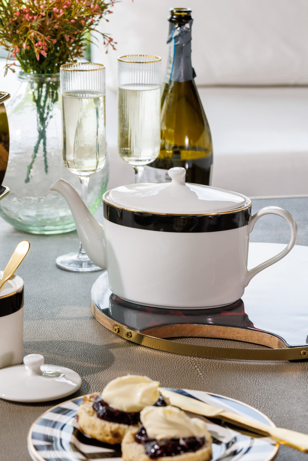Mikasa Luxe Deco Fine China Infuser Teapot 1.1L