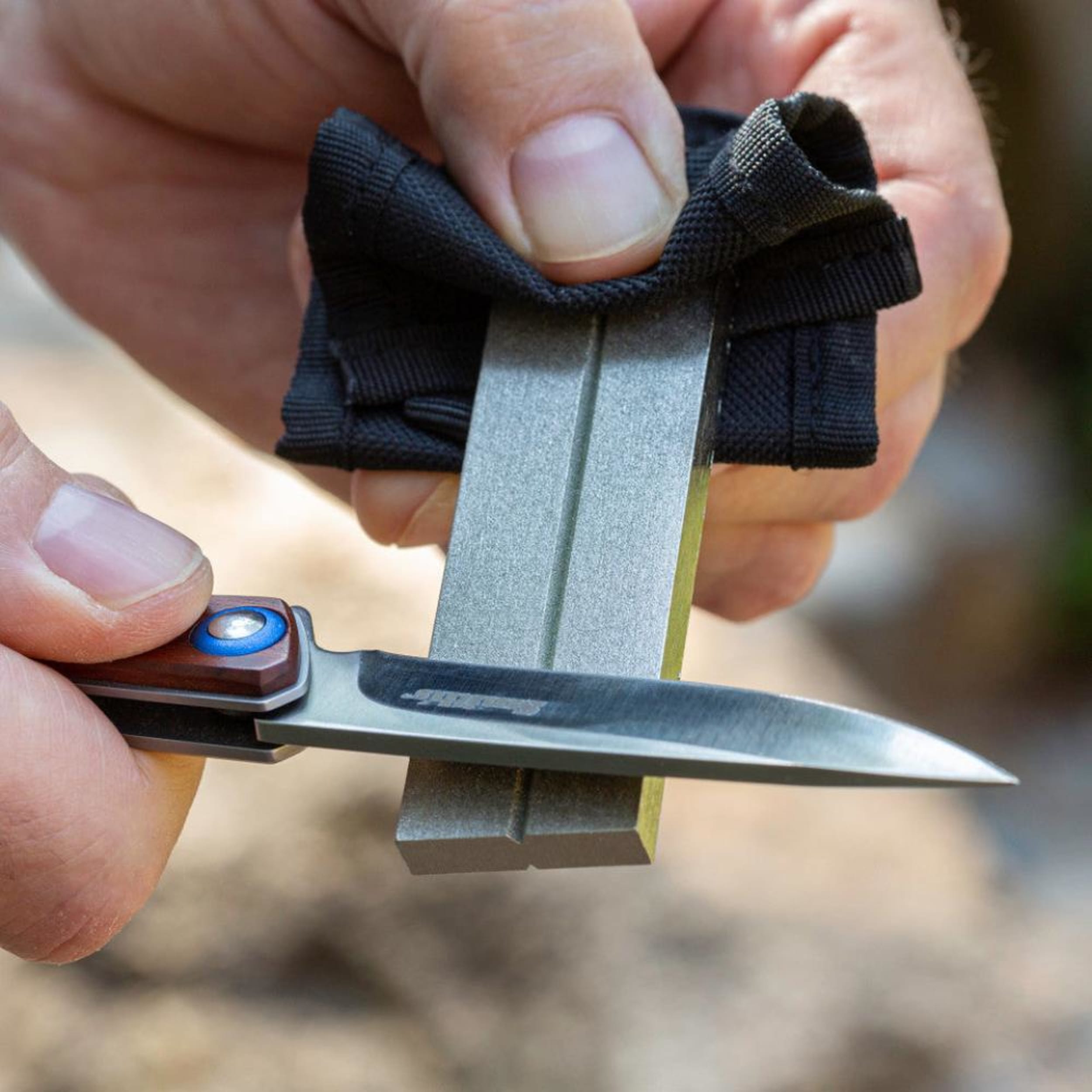 Smith's Double-Sided Diamond Stone 7.5cm (3in) with Pouch