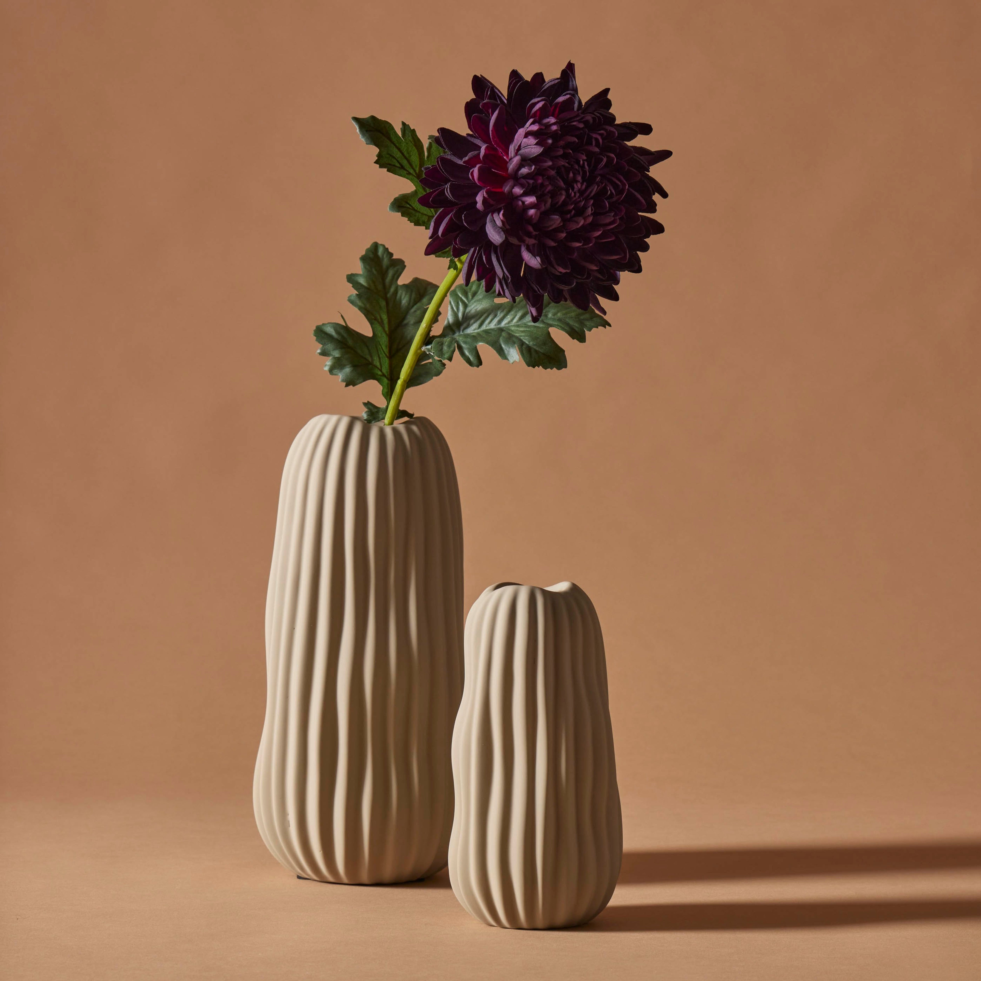 Rogue Chrysanthemum Stem Real Touch Purple & Black