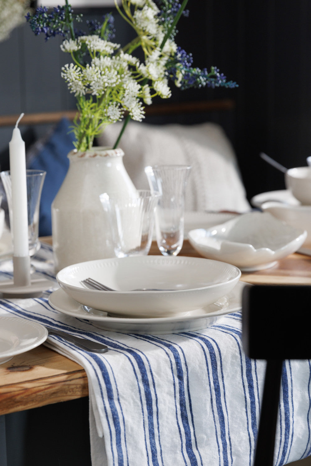 Mikasa Cotton & Linen Blend Stripe Table Runner 230cm (Blue)