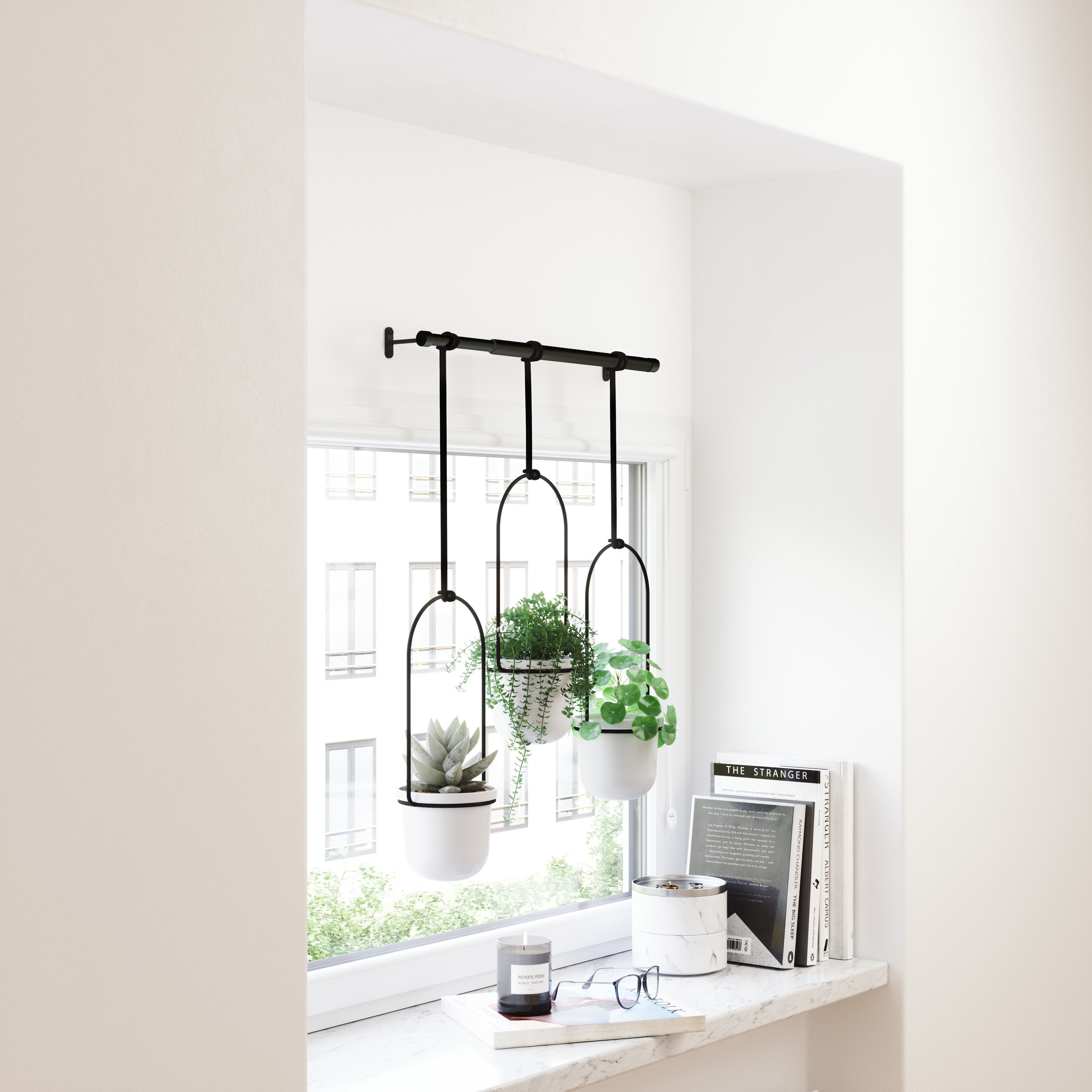 Umbra Triflora Hanging Planter White & Black