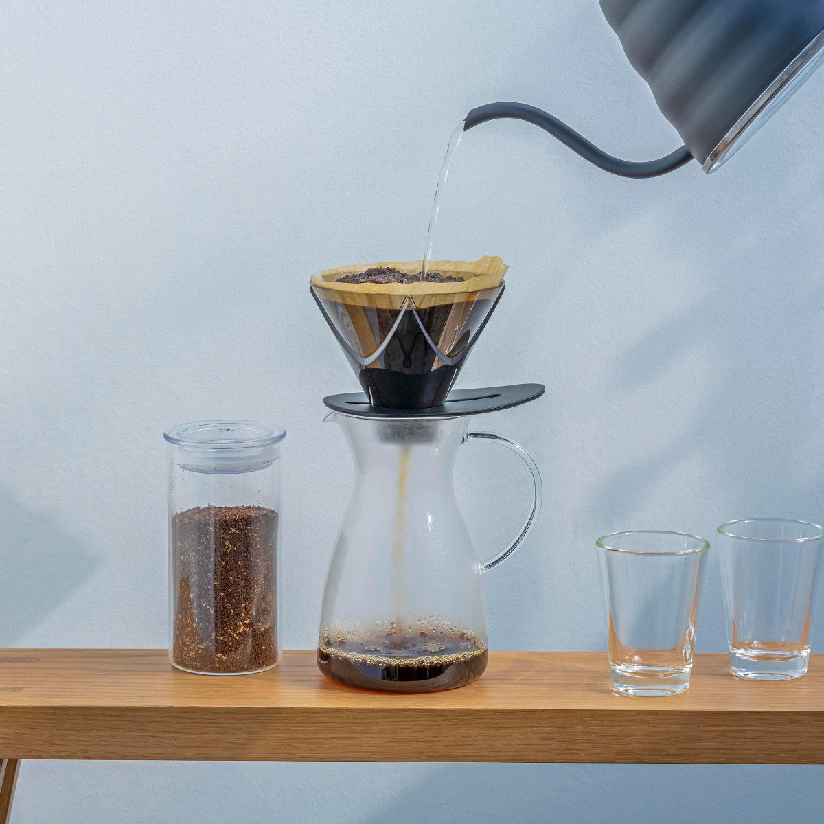 Hario V60 One Pour Dripper Mugen - Clear Black