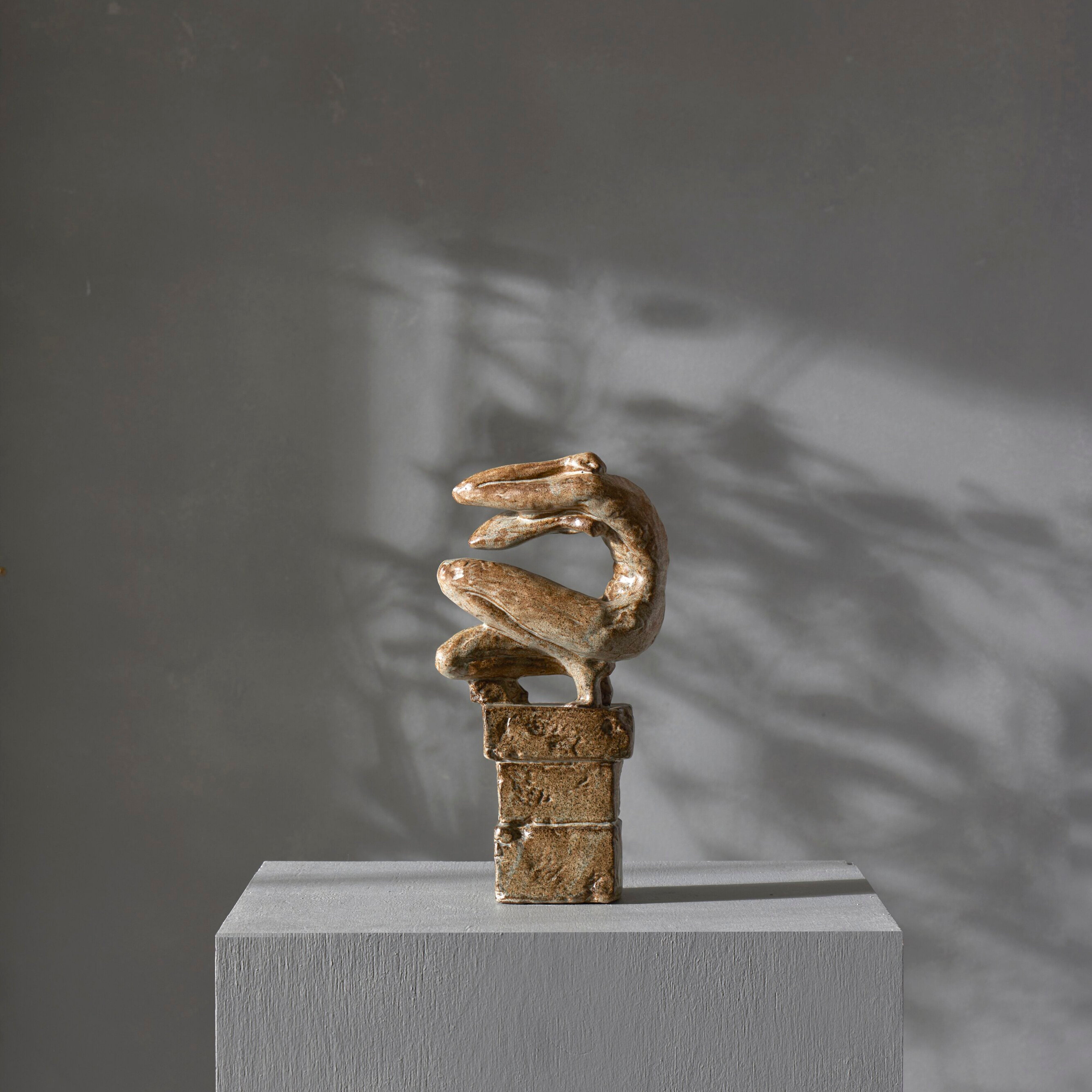 Grand Designs Arden Sculpture Reactive Brown