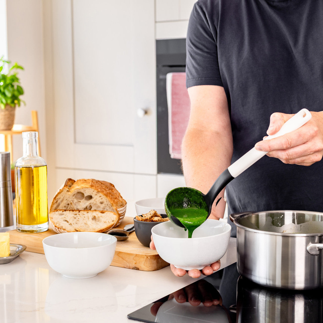 KitchenAid Ladle (Porcelain White)