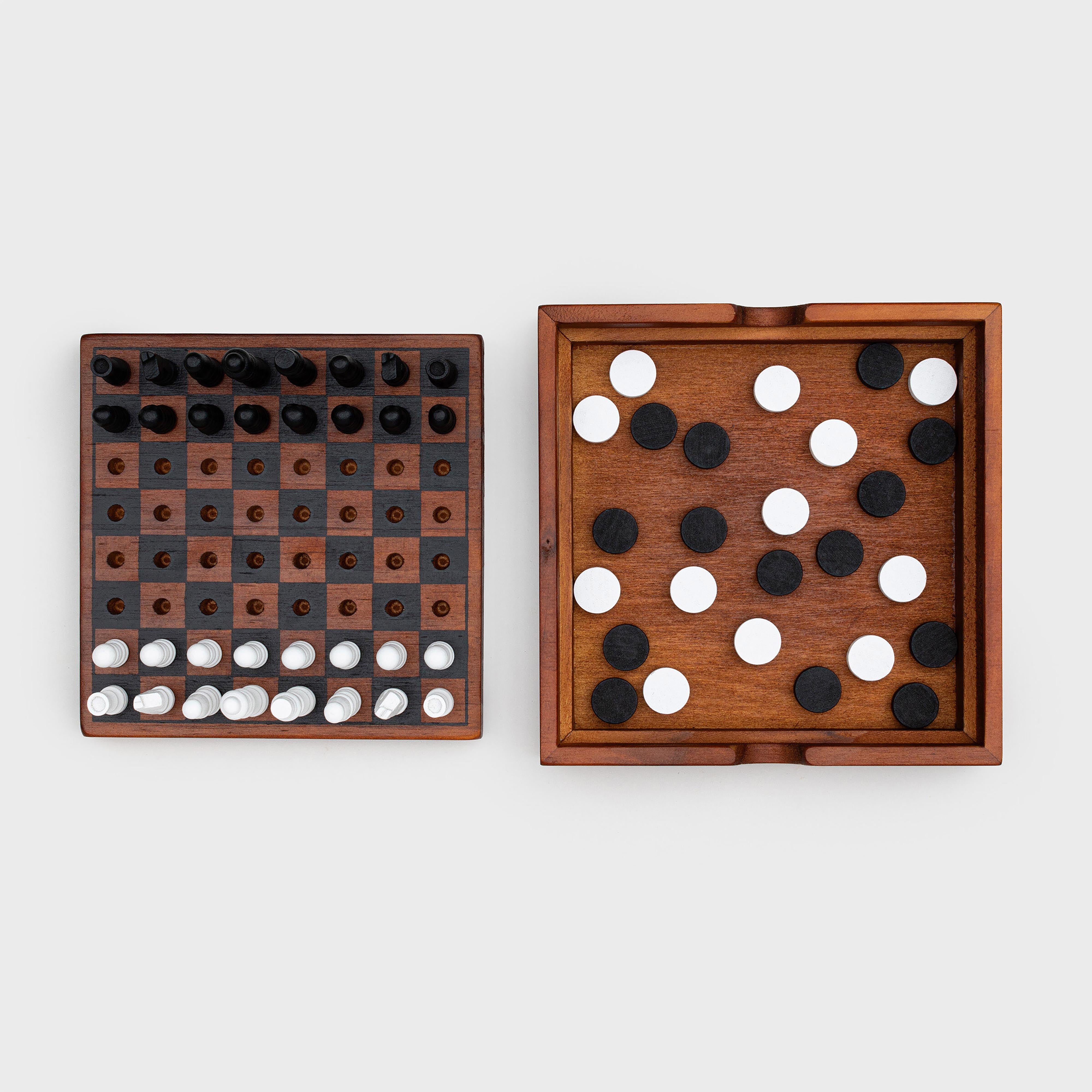 Luckies Iron & Glory Chess & Checkers