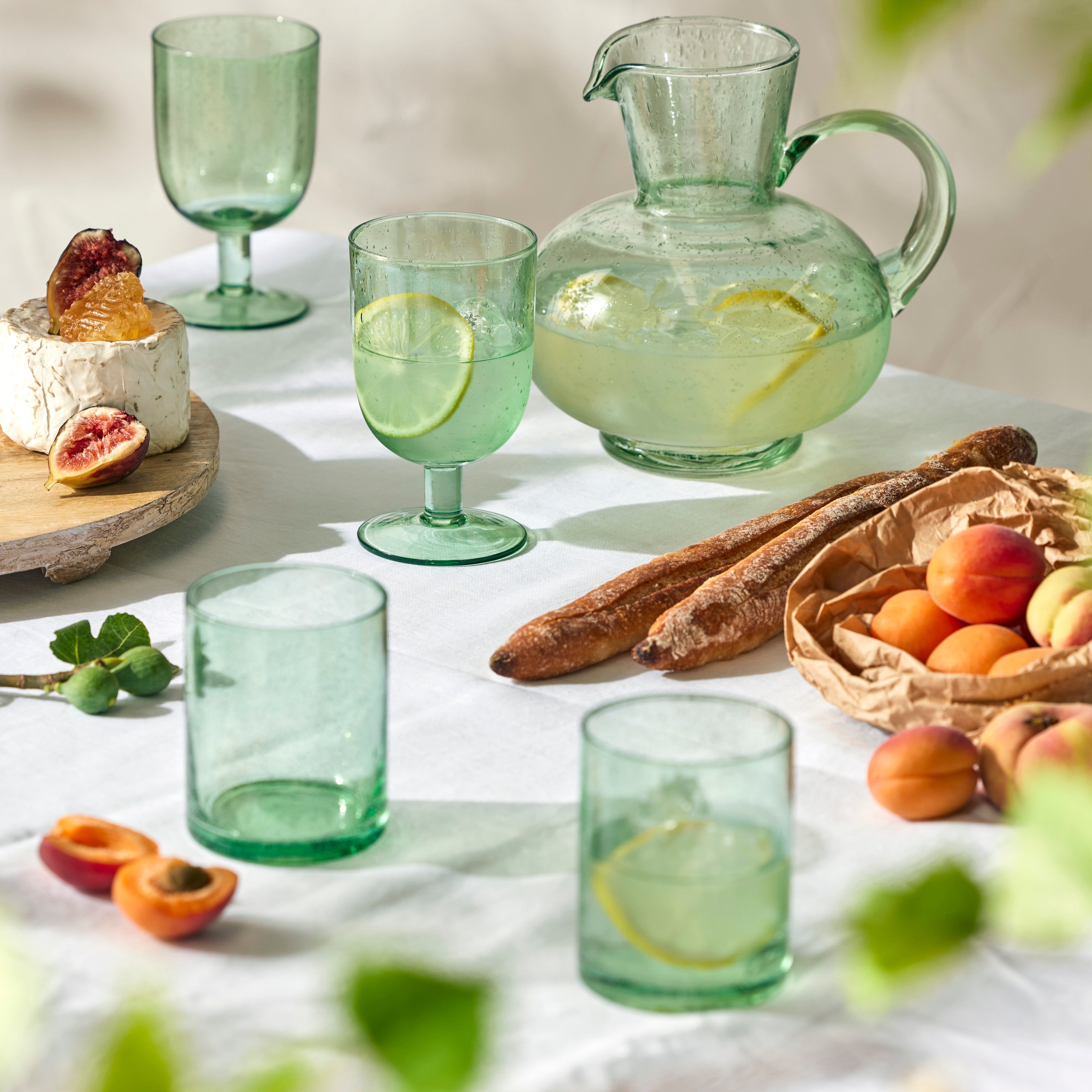 Davis & Waddell Saltara Bubble Glass Wine Glasses 330ml 4 Piece Set Green