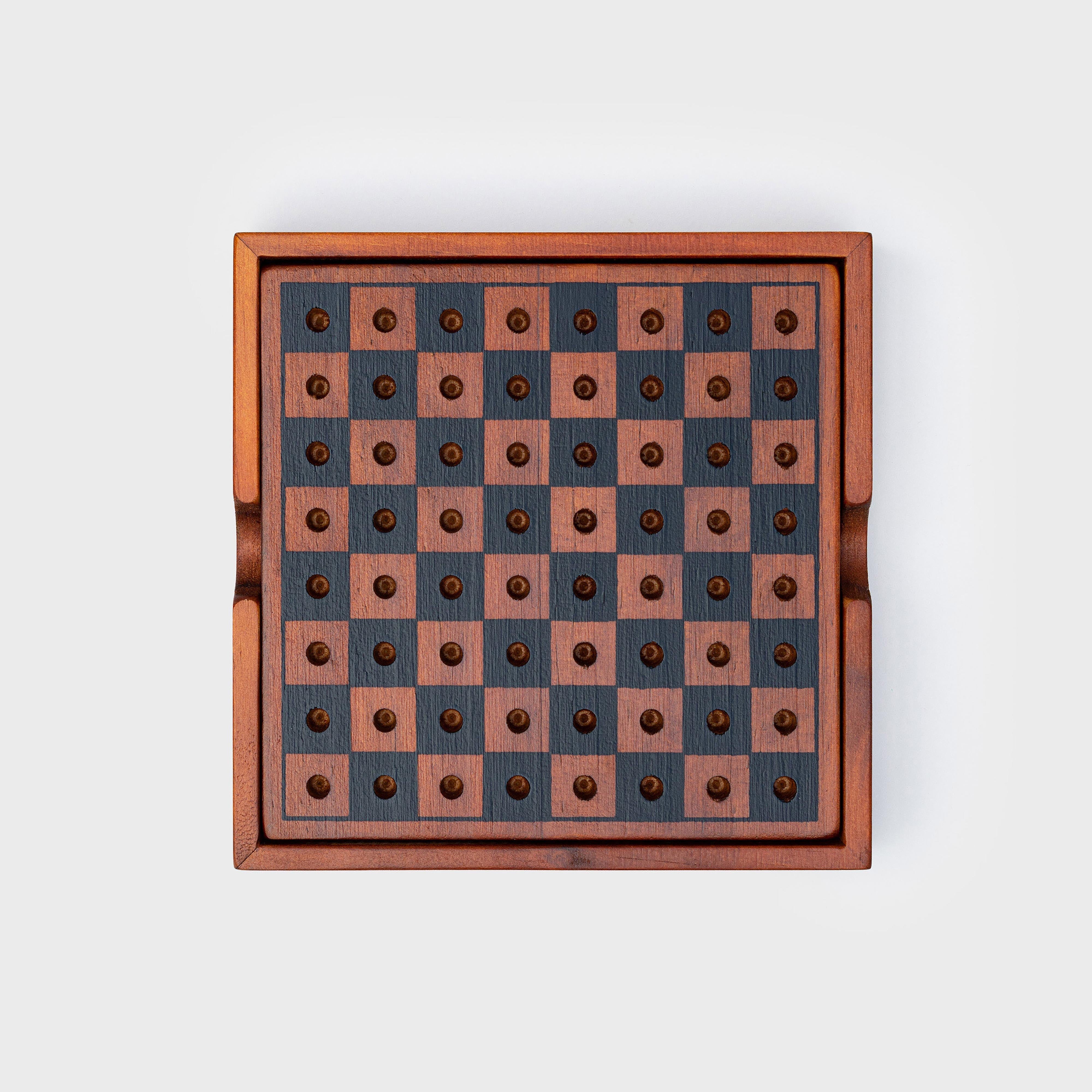 Luckies Iron & Glory Chess & Checkers