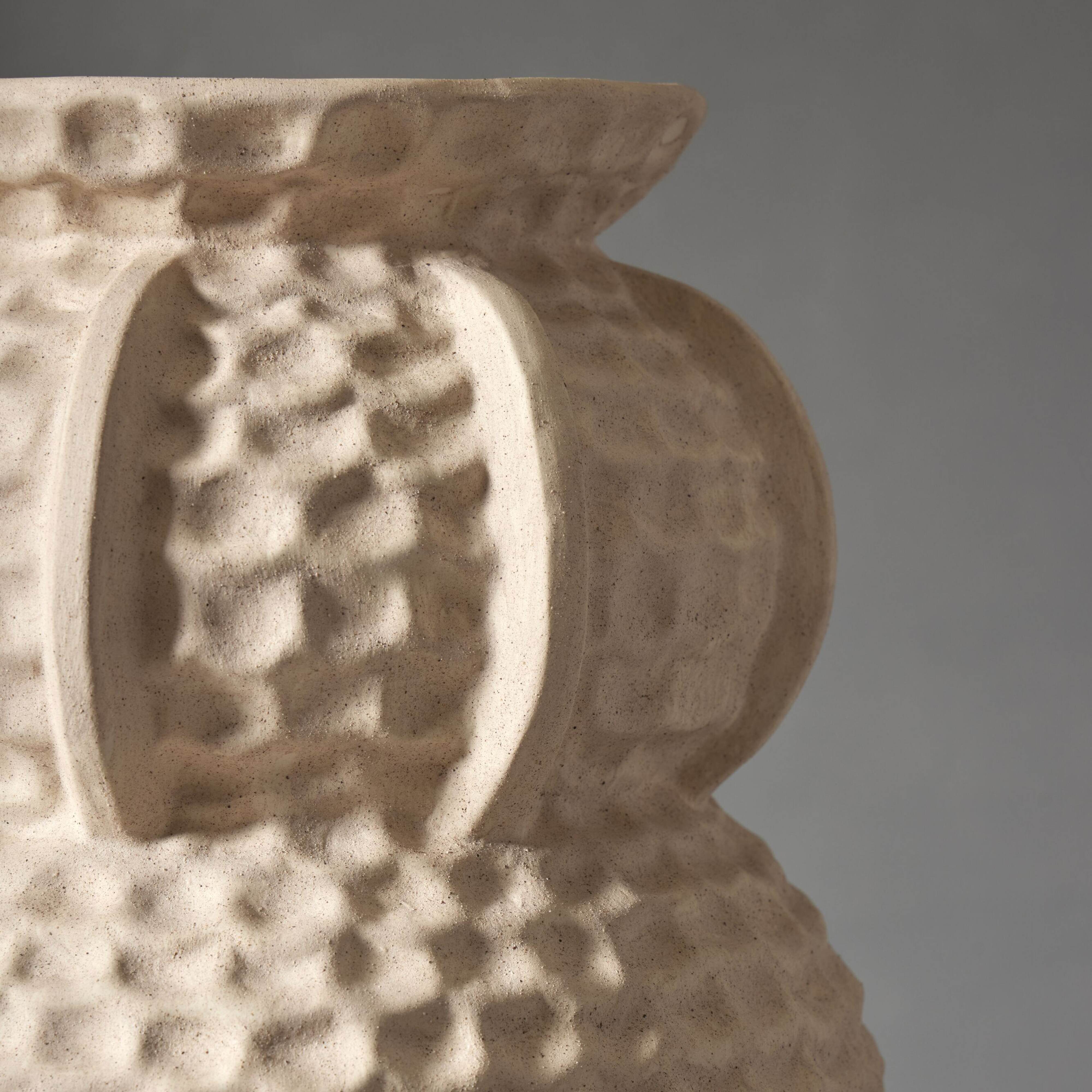 Grand Designs Rio Vase Off White