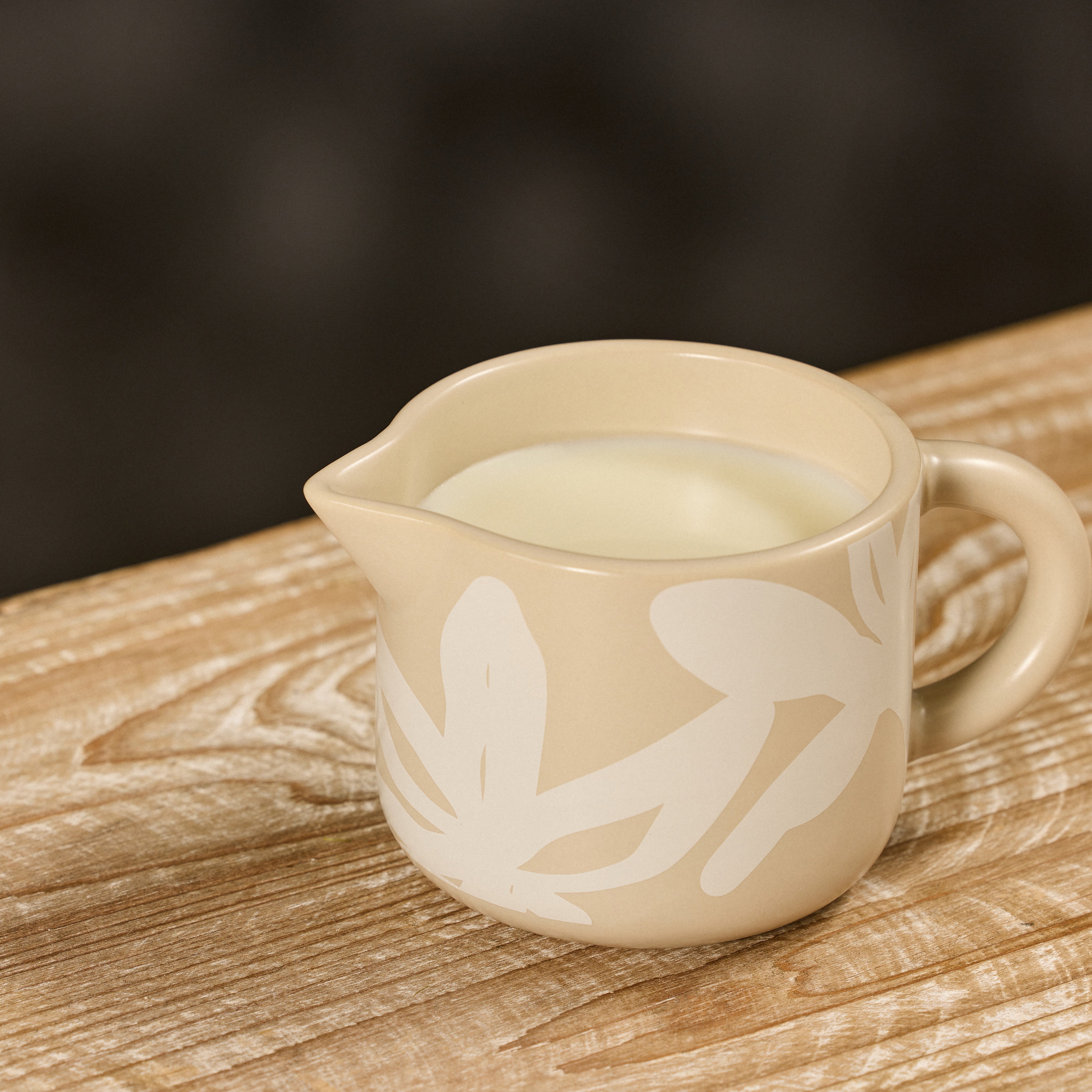 Leaf & Bean Freya Milk Jug 250ml Oat & White