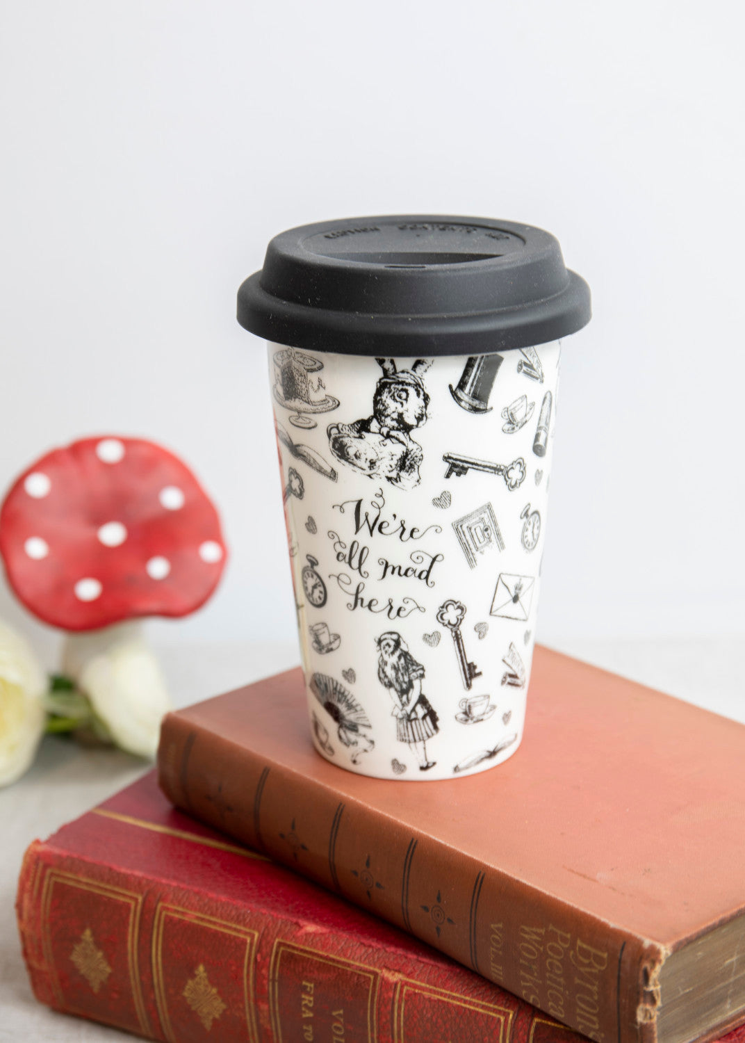 V&A Alice in Wonderland Travel Mug 350ml