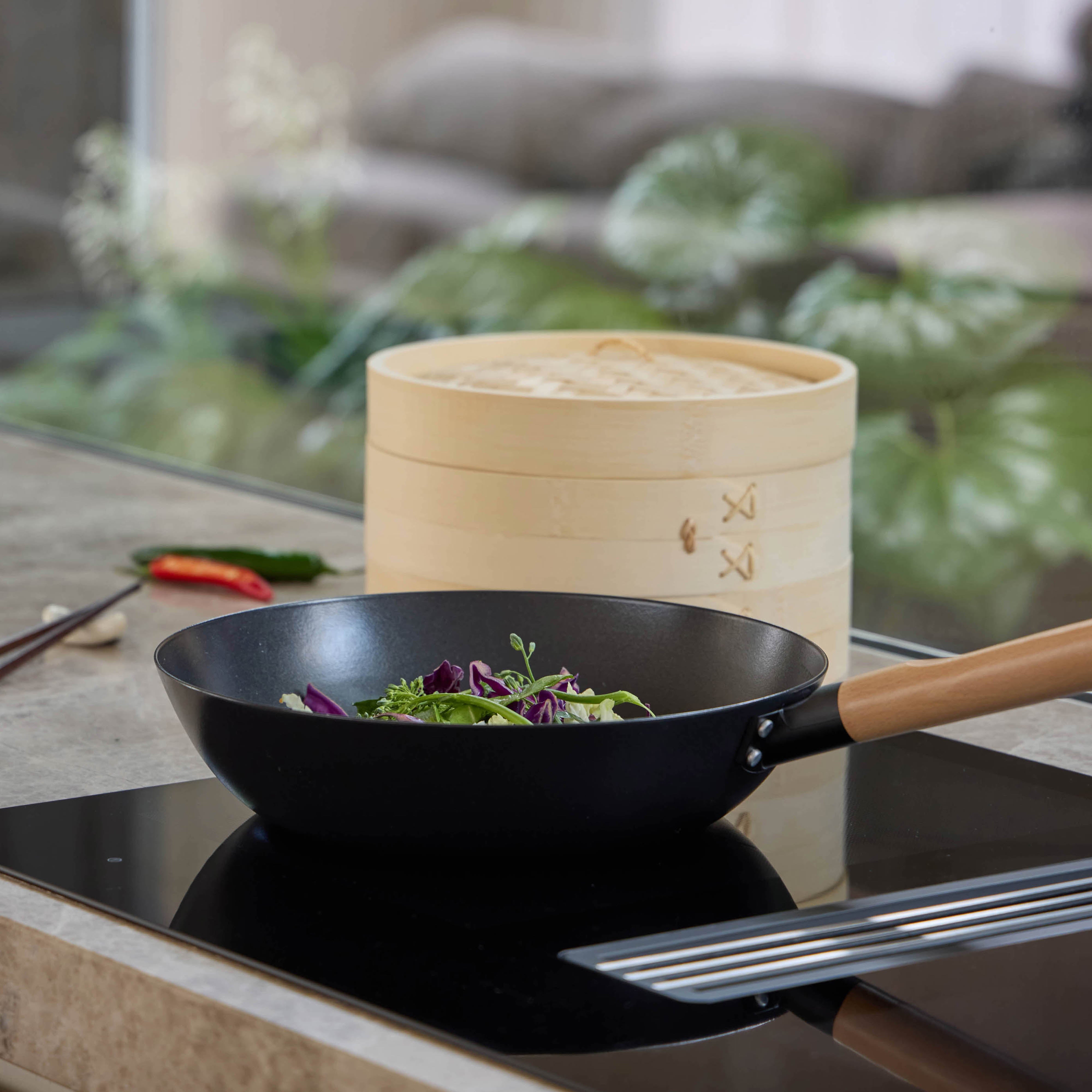 Davis & Waddell Non Stick Carbon Steel Wok 30cm Black