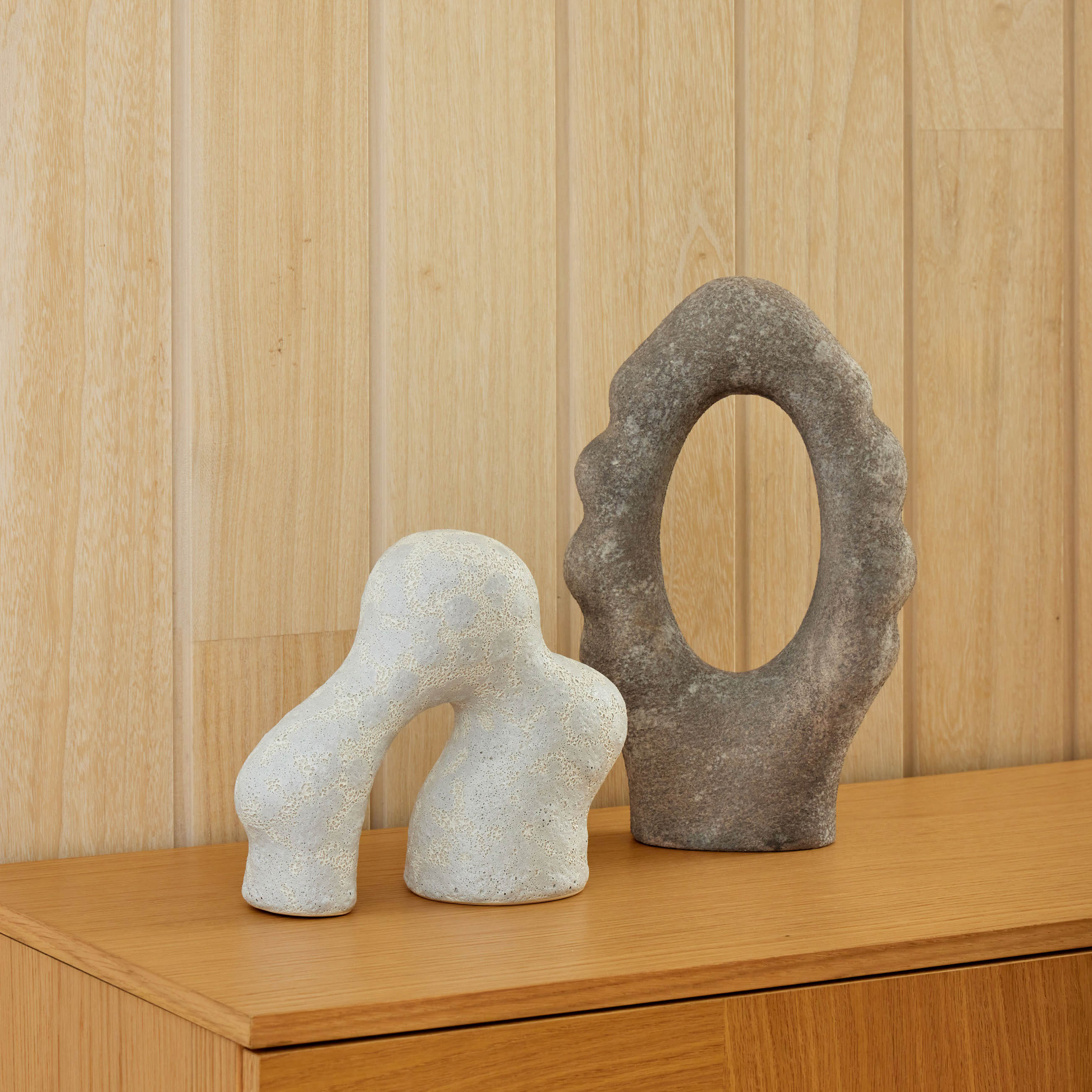 Amalfi Anki Sculpture Pebbled Off White