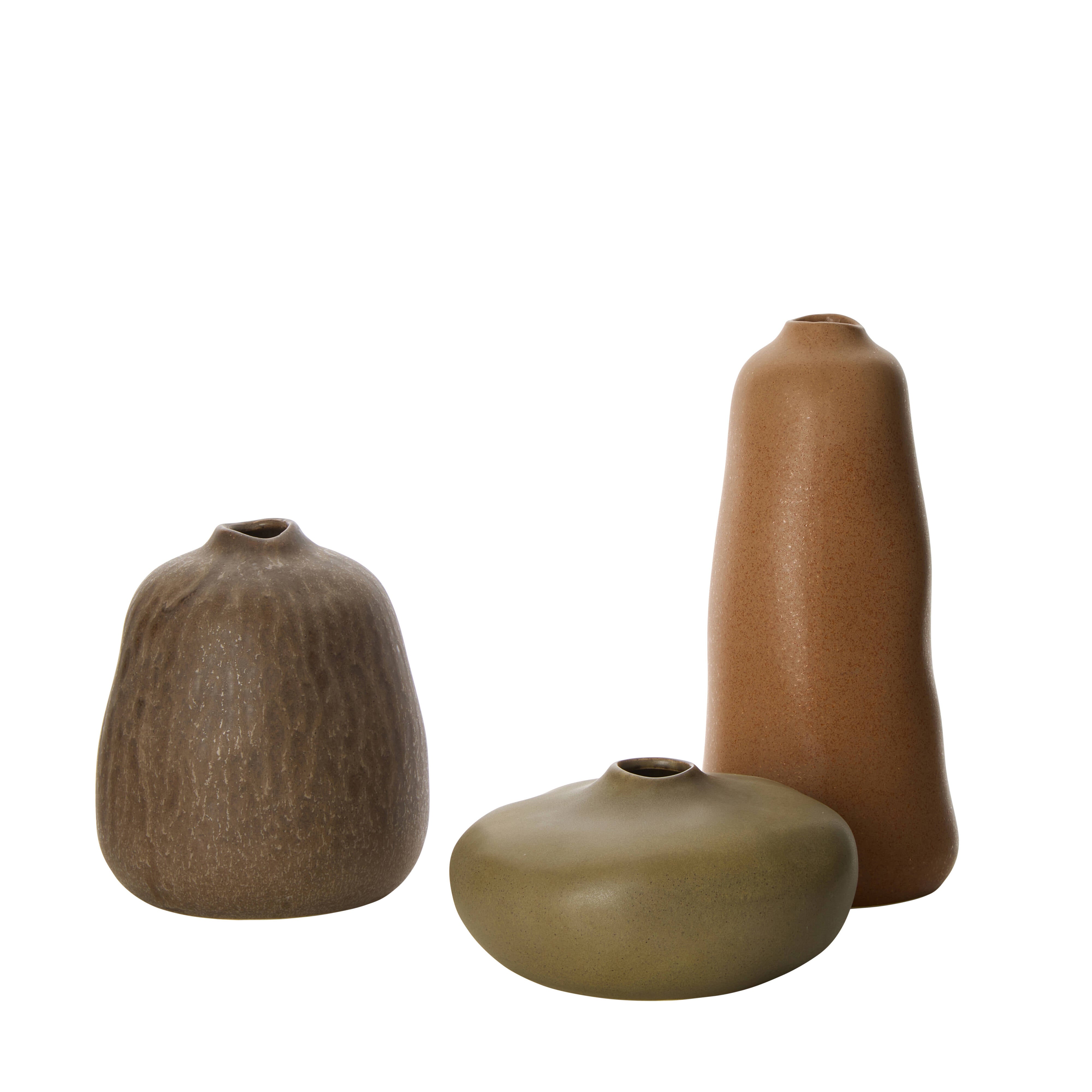 Amalfi Linden Pebble Vase Reactive Deep Brown