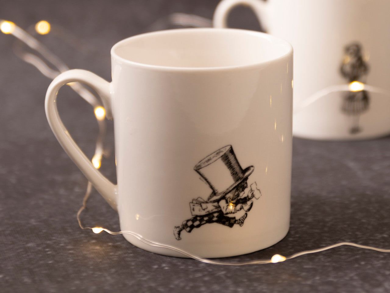 V&A Alice in Wonderland Can Mug 350ml (Mad Hatter)