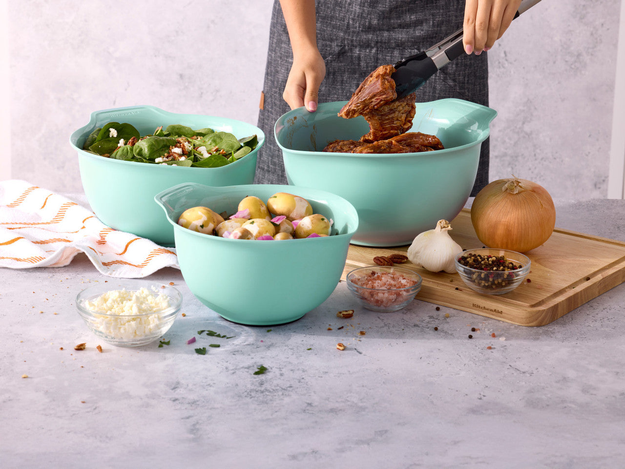 KitchenAid Universal Nesting Plastic Mixing Bowl Set